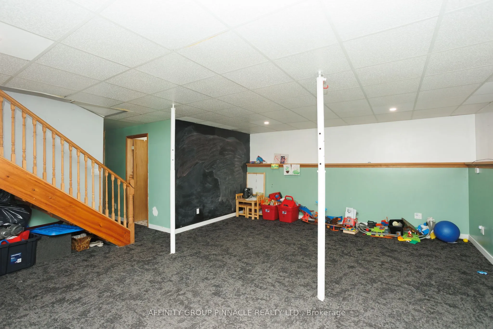 24 Oakwood Drive
