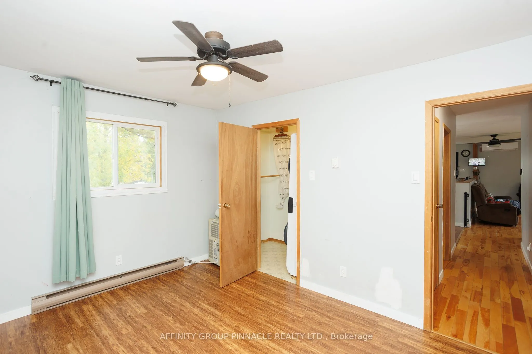 24 Oakwood Drive