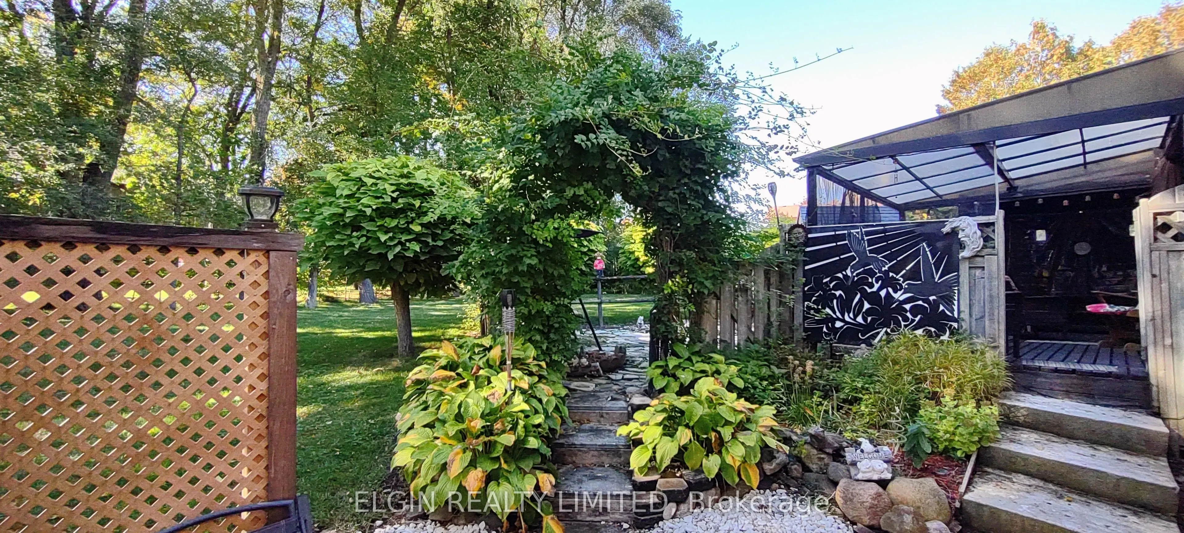 219 Brentwood Crescent