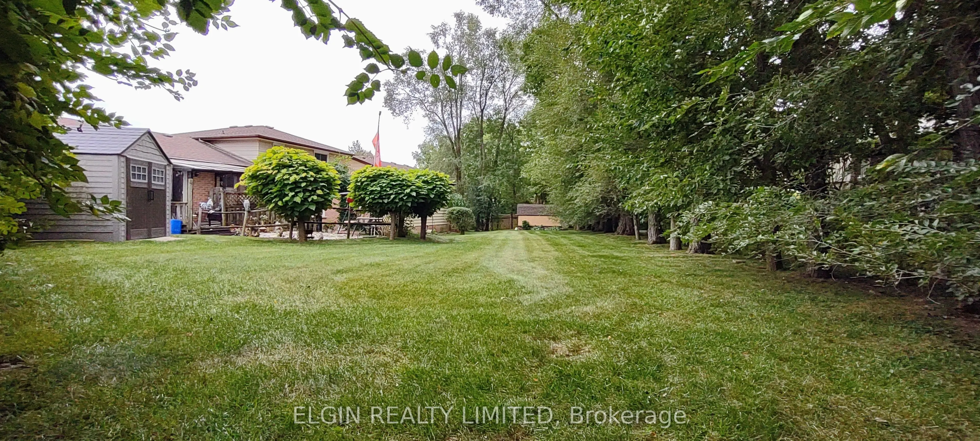 219 Brentwood Crescent