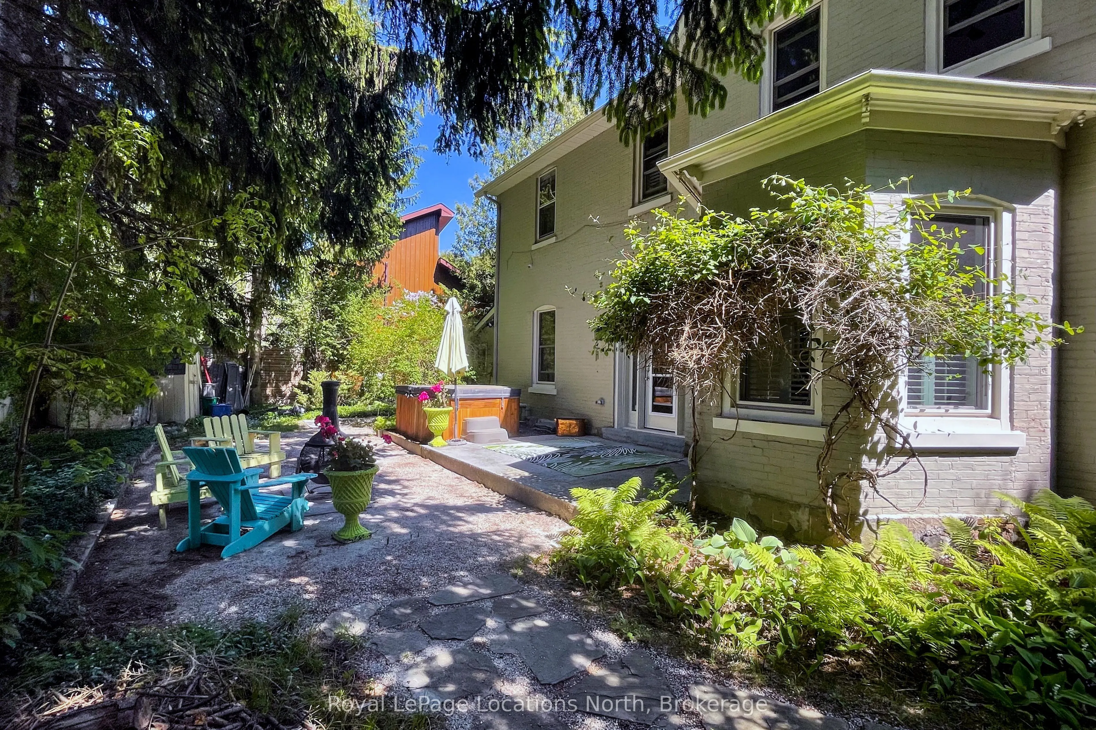 44 Parkview Avenue
