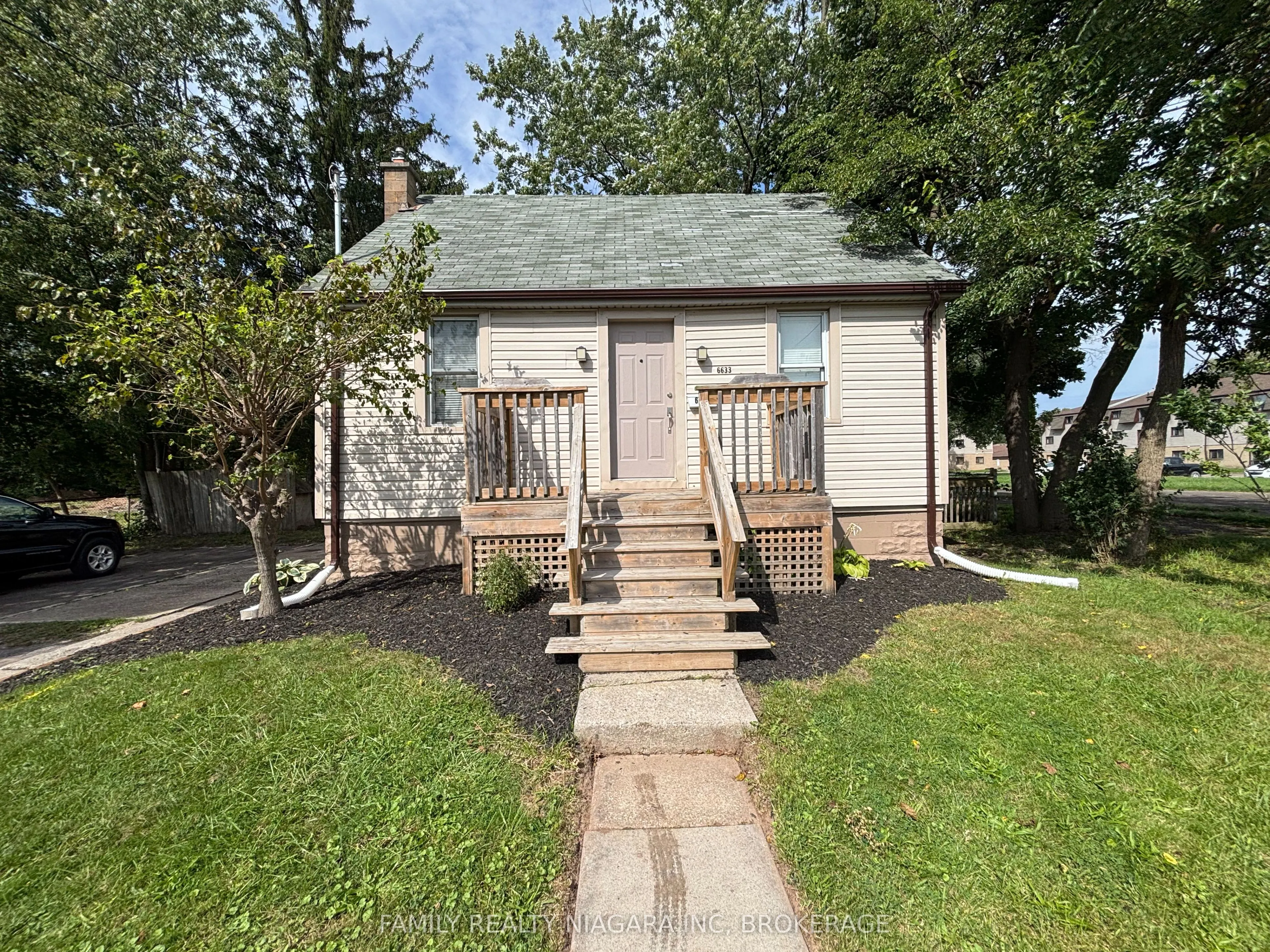 6633 Mcleod Road
