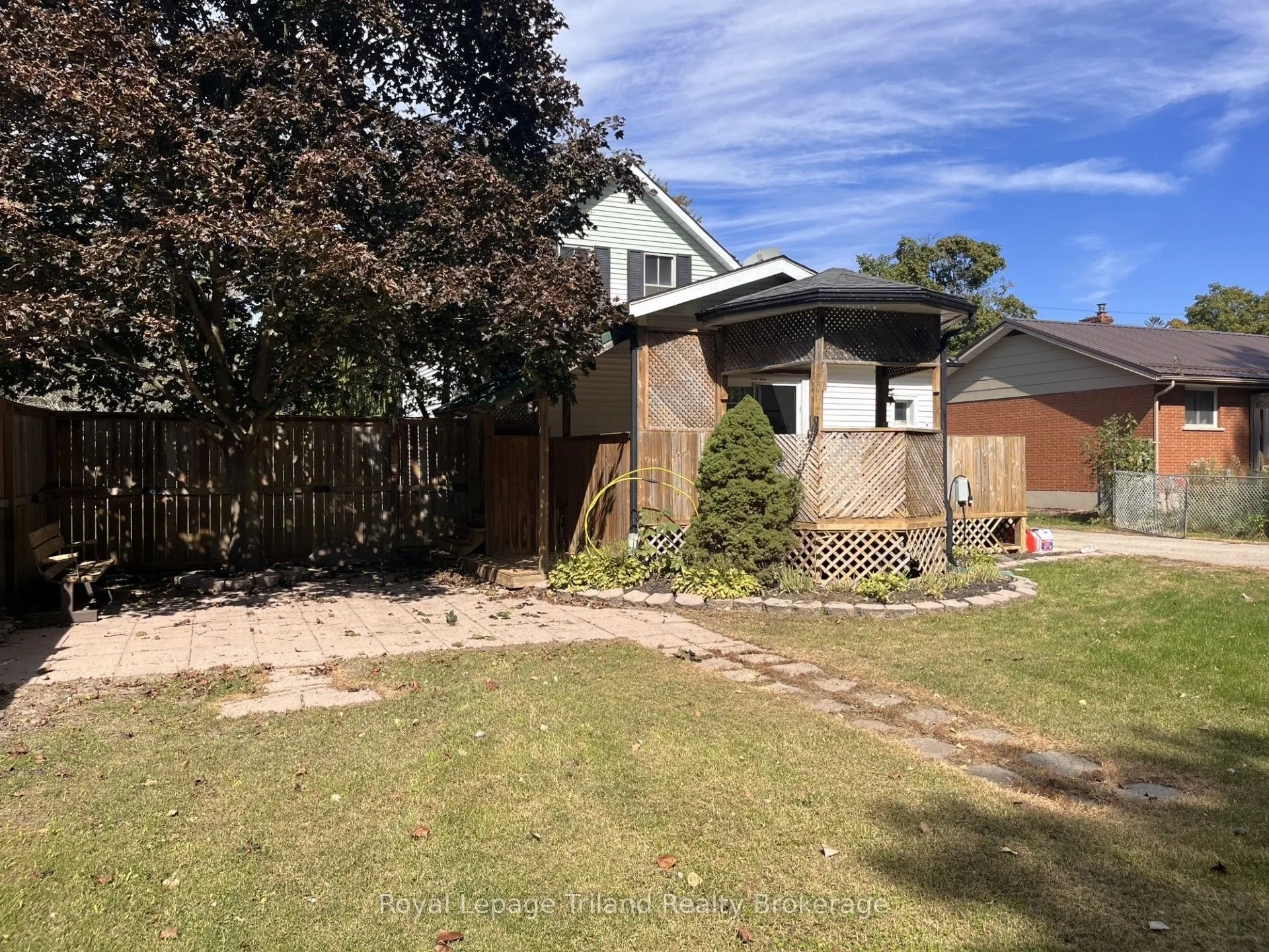 25 Palmer Street W