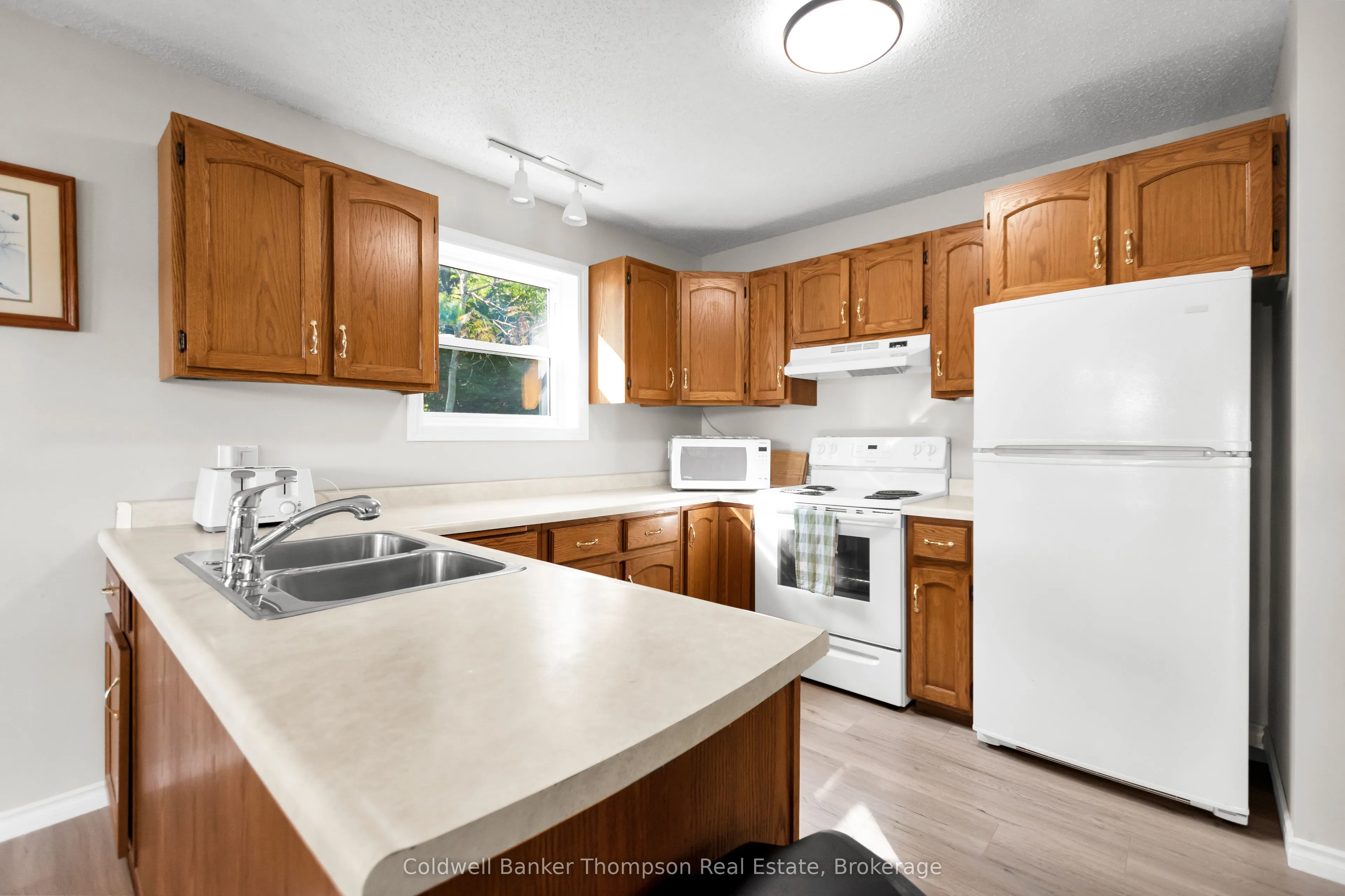 619 Fox Lake Road W