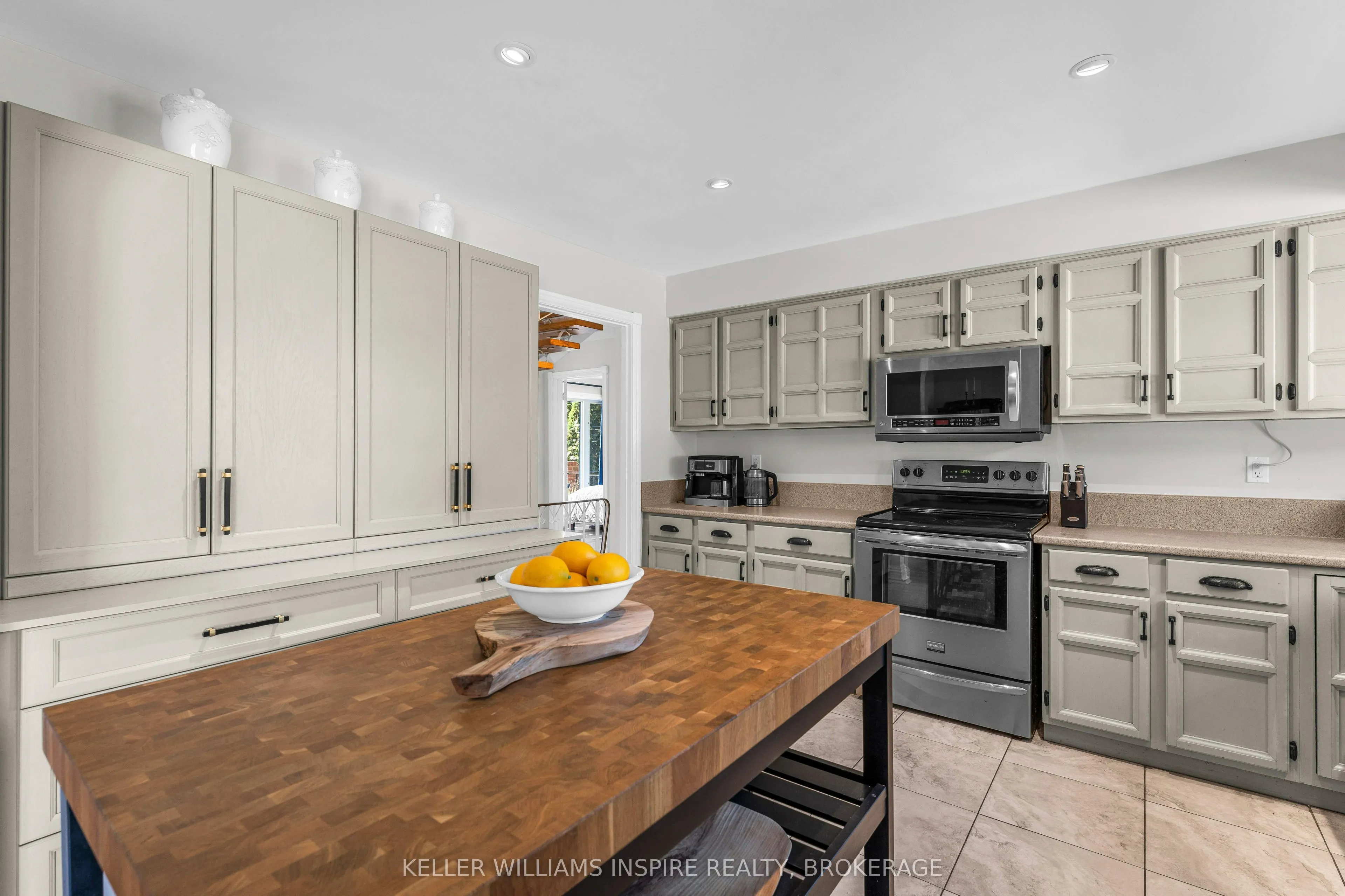 4557 Bath Road