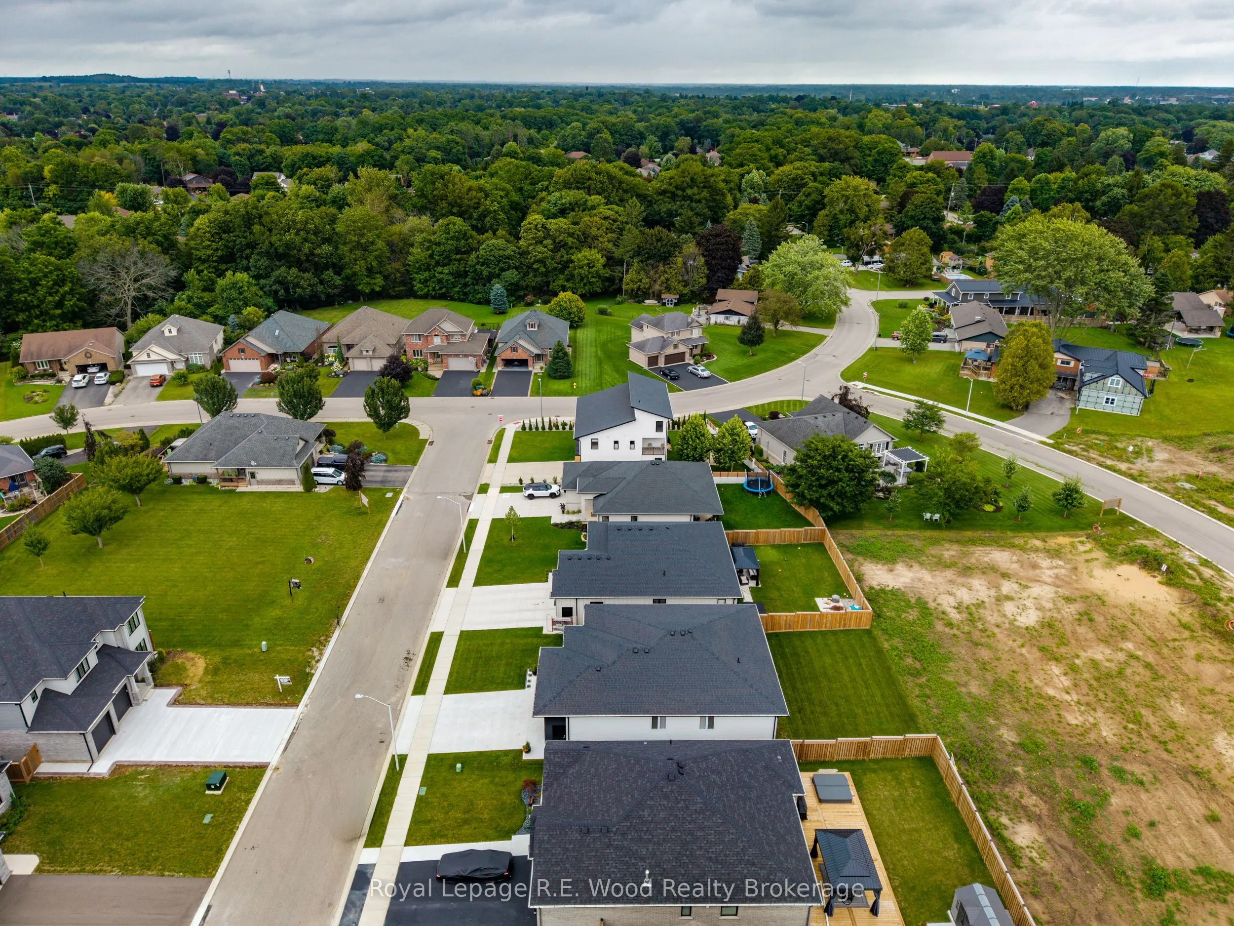 7 Sycamore Drive