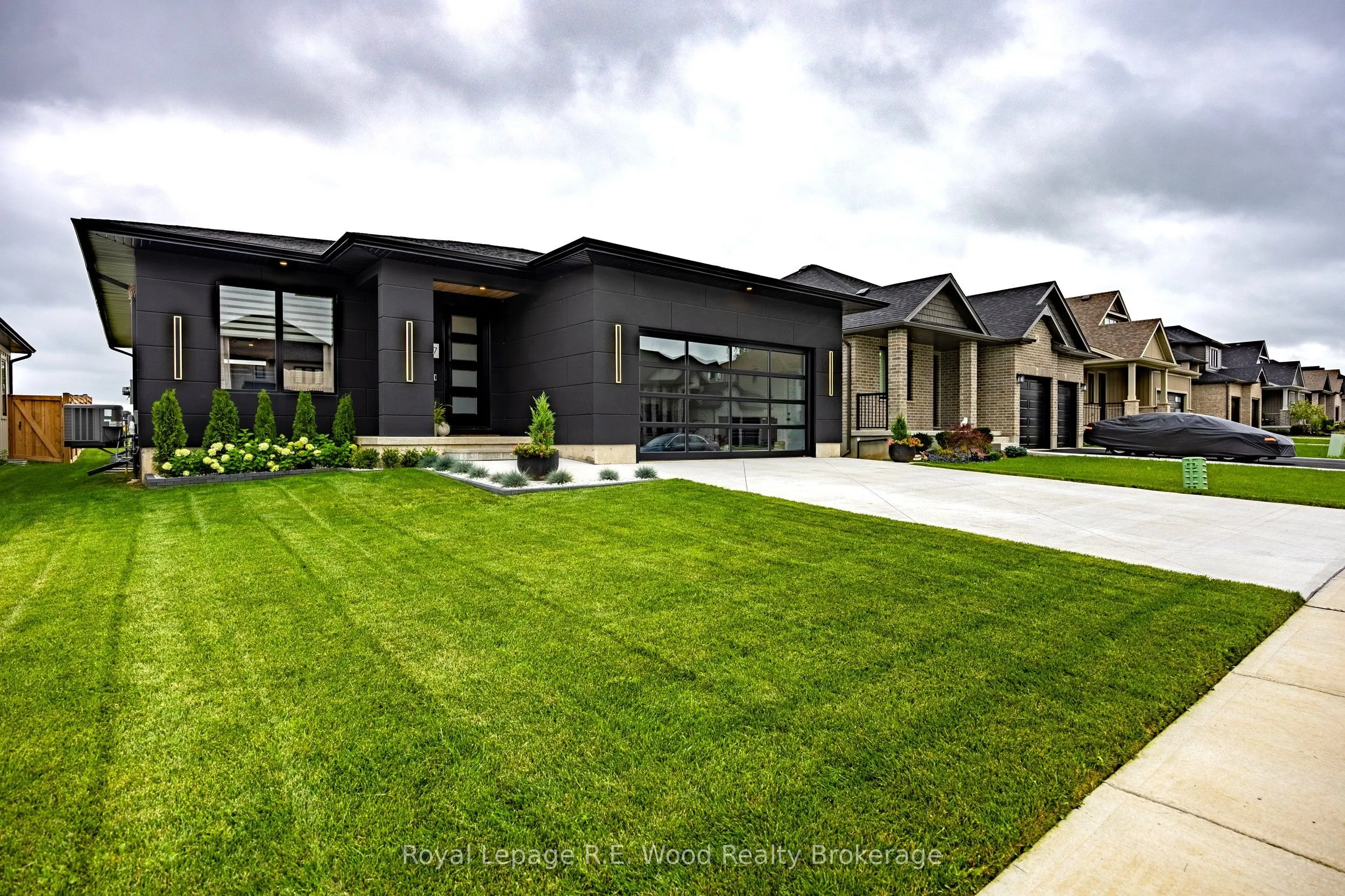 7 Sycamore Drive