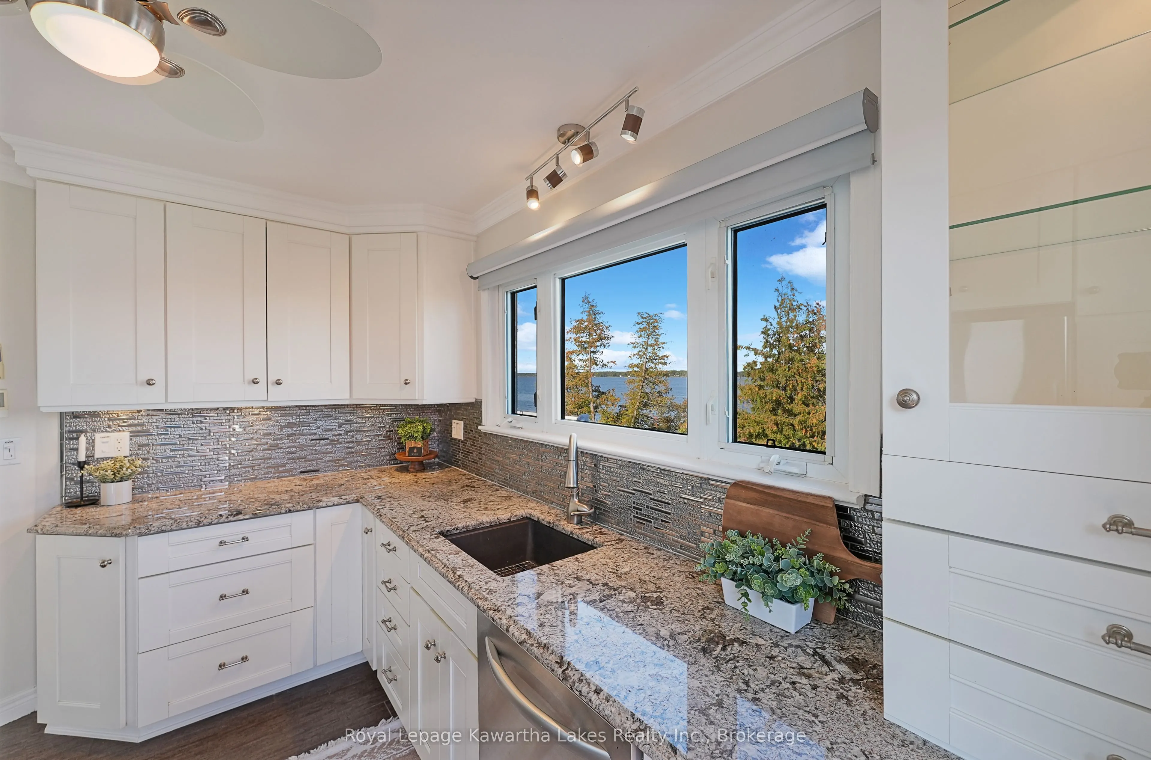 832 Cedar Glen Road