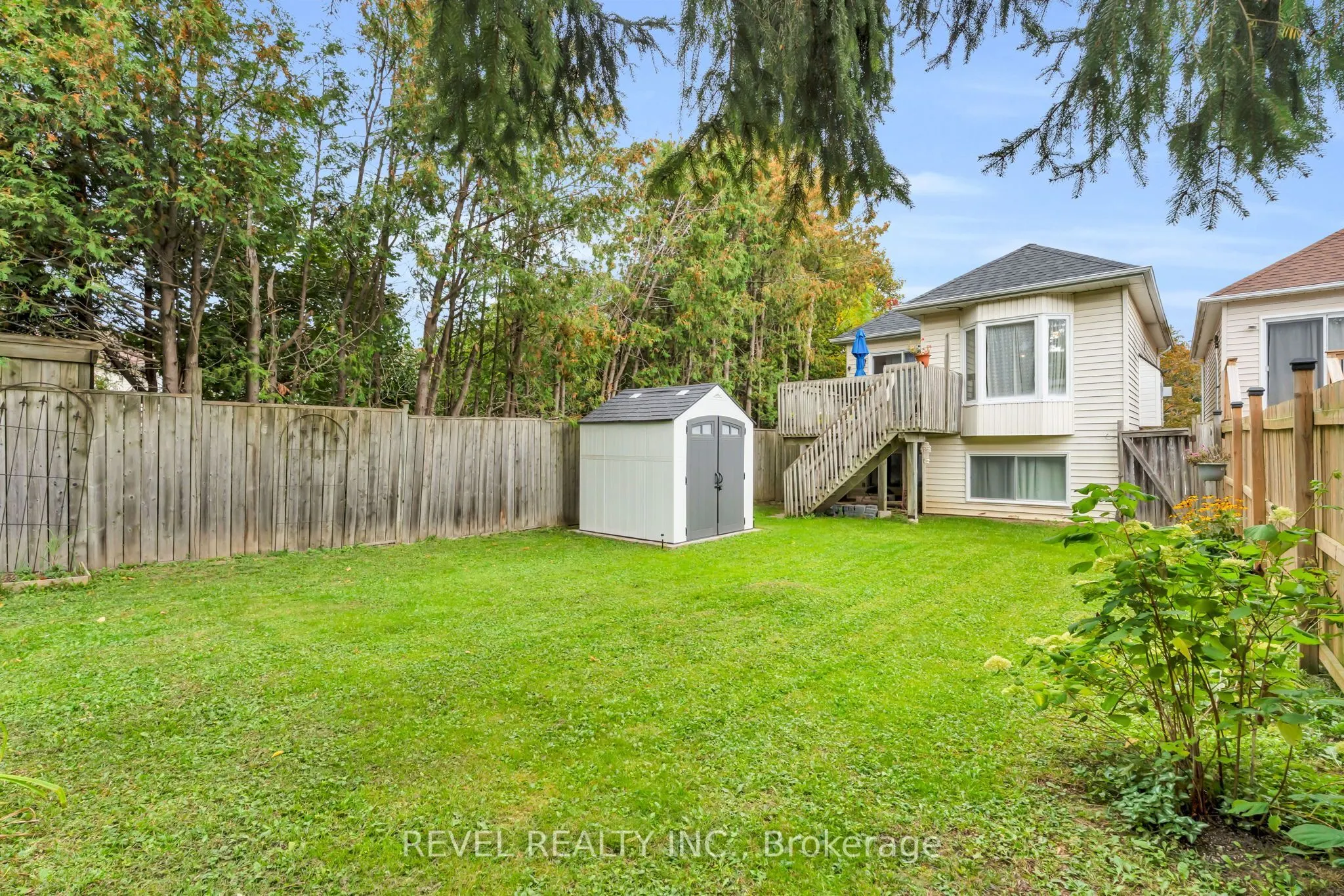 302 Shelburne Place