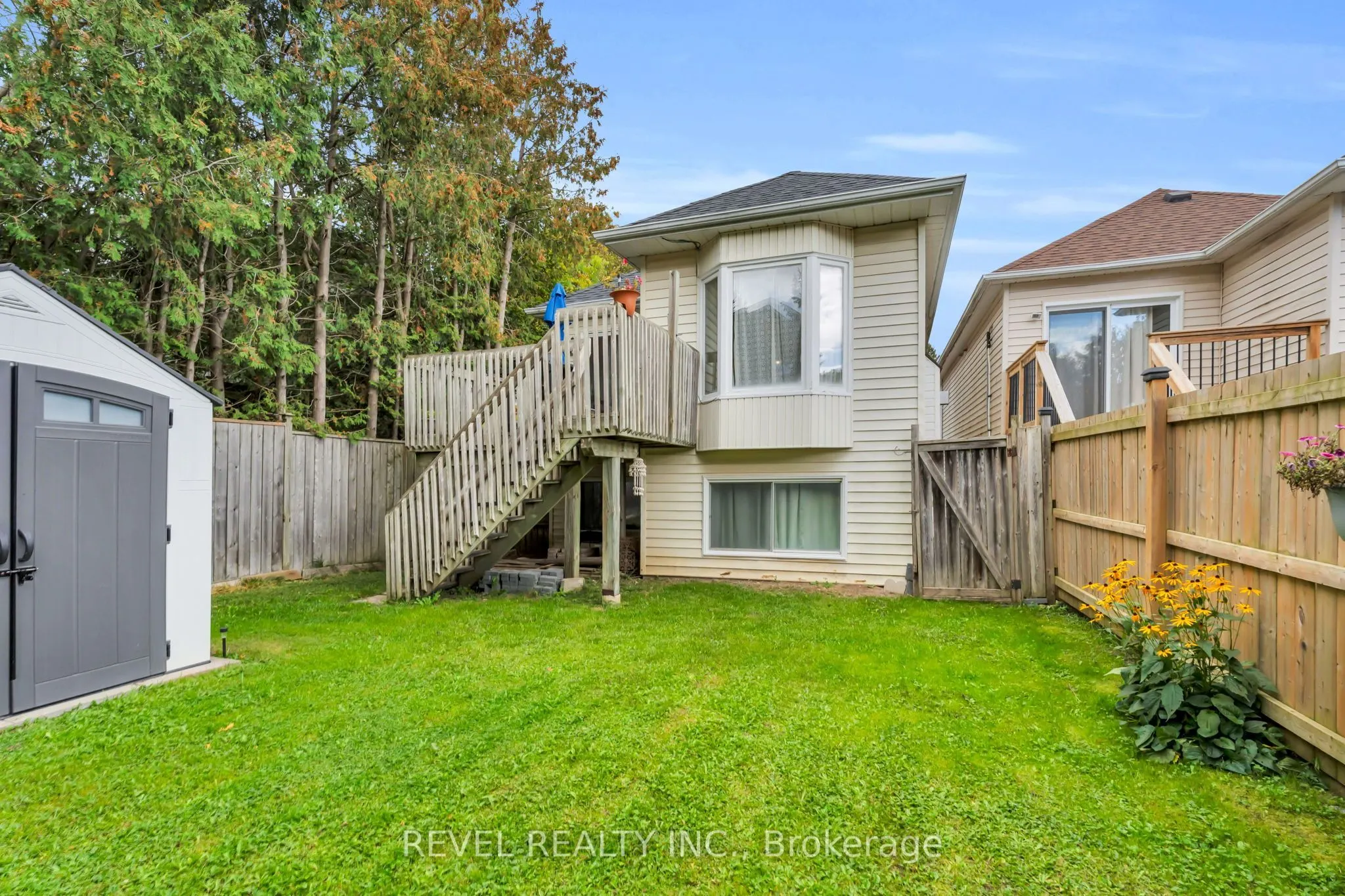 302 Shelburne Place