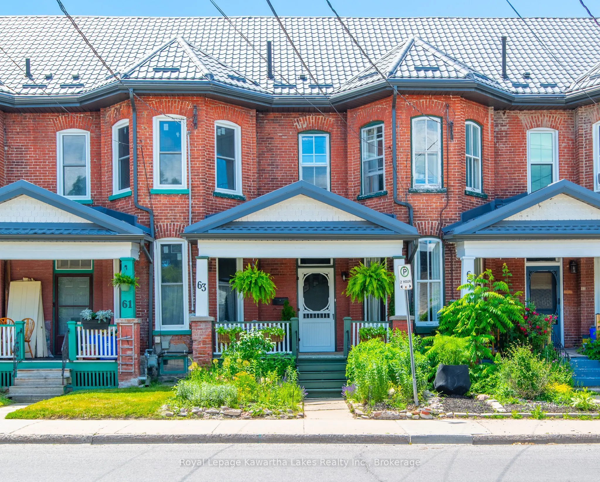 63 William Street N