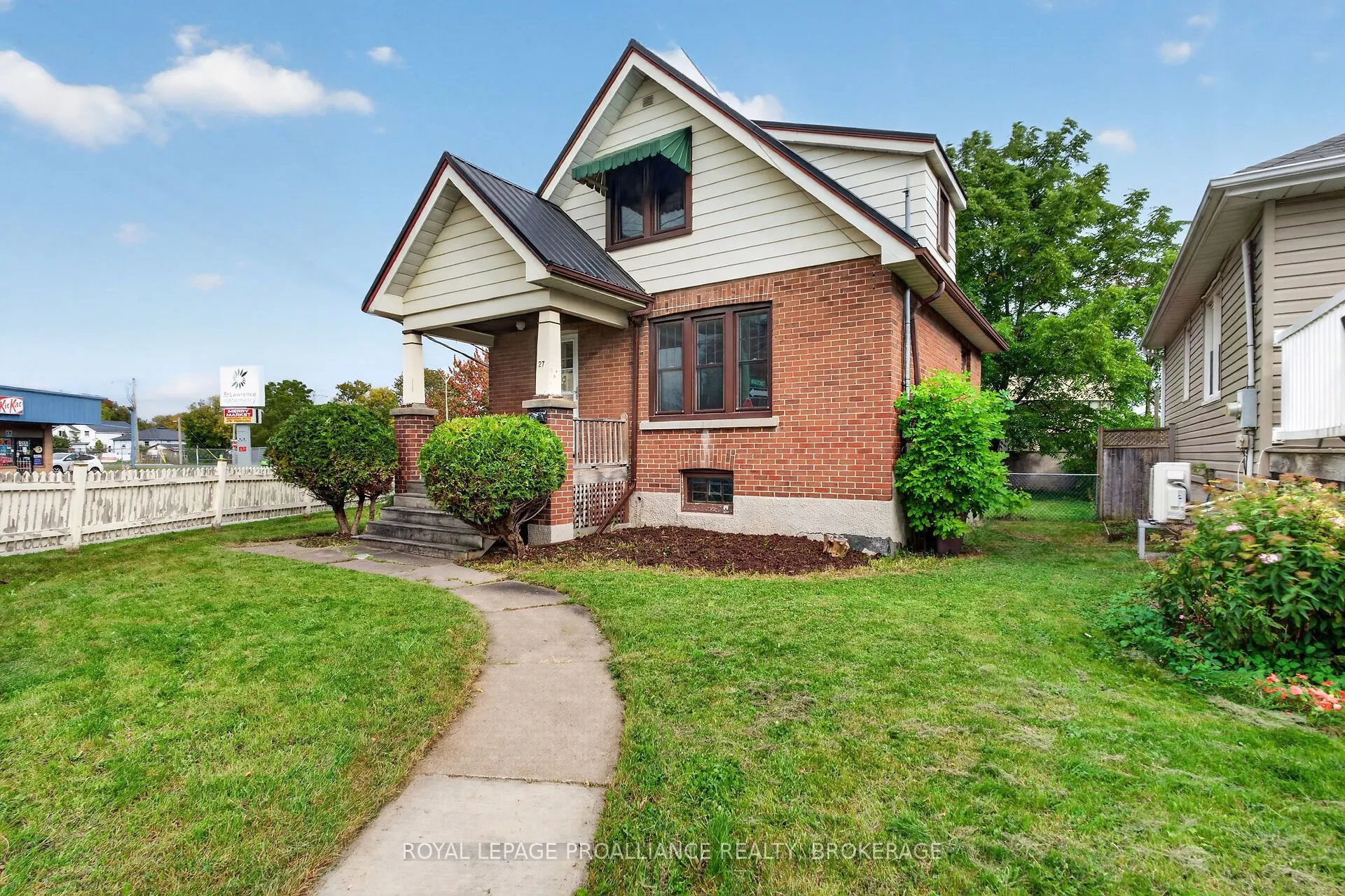 27 Drayton Avenue