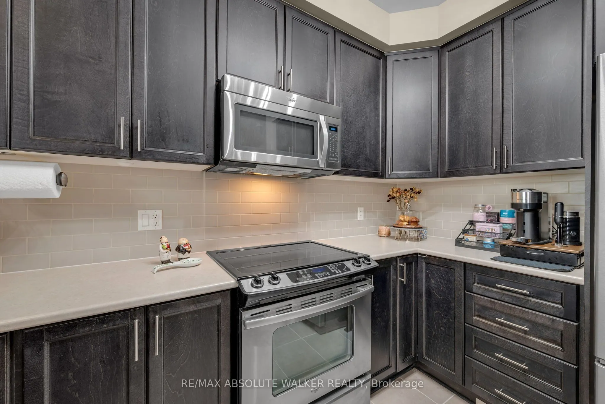 769 Hazelnut Crescent