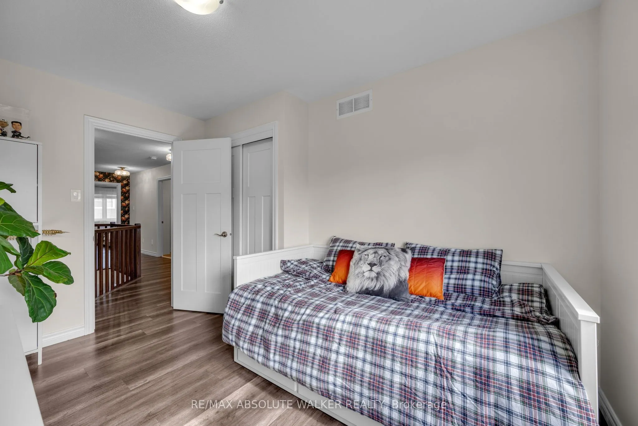 769 Hazelnut Crescent