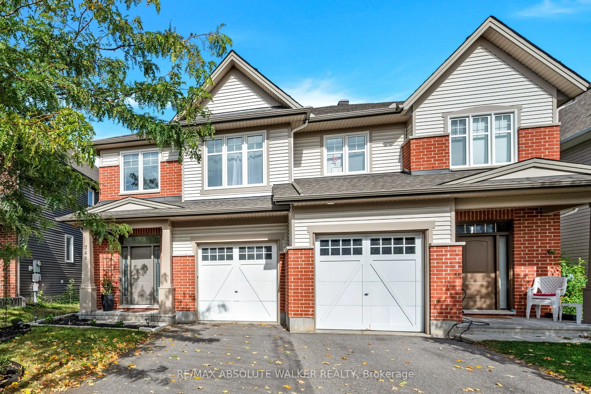 769 Hazelnut Crescent