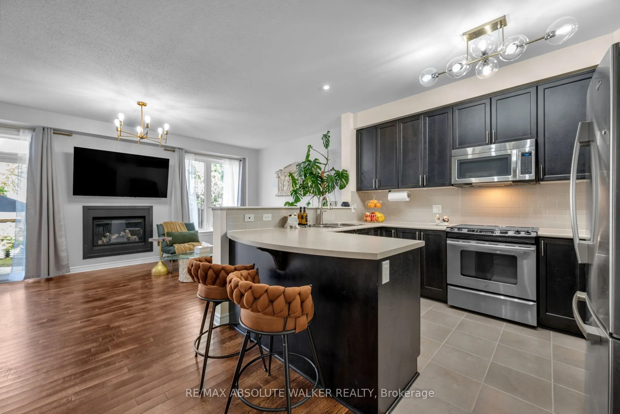 769 Hazelnut Crescent