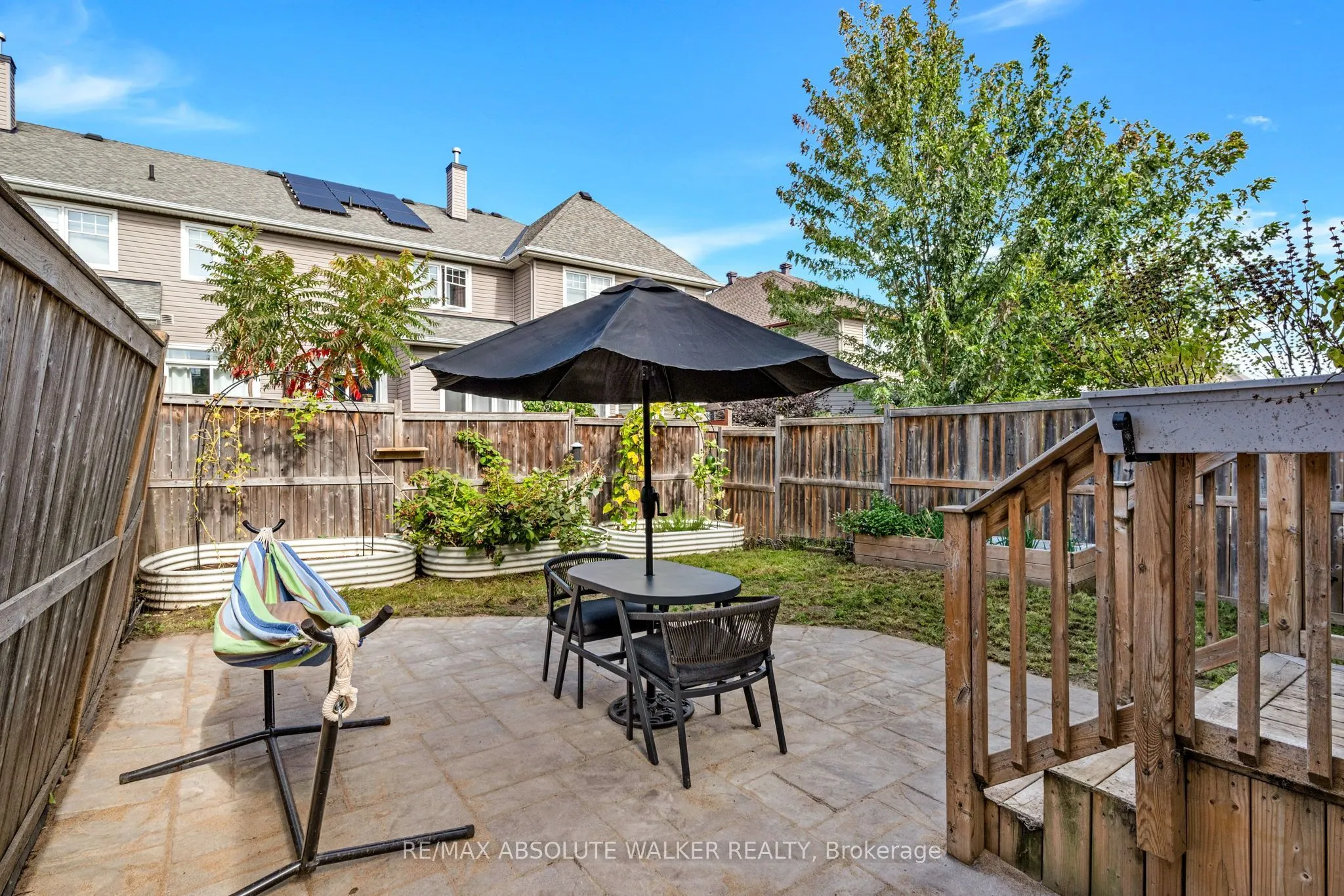 769 Hazelnut Crescent