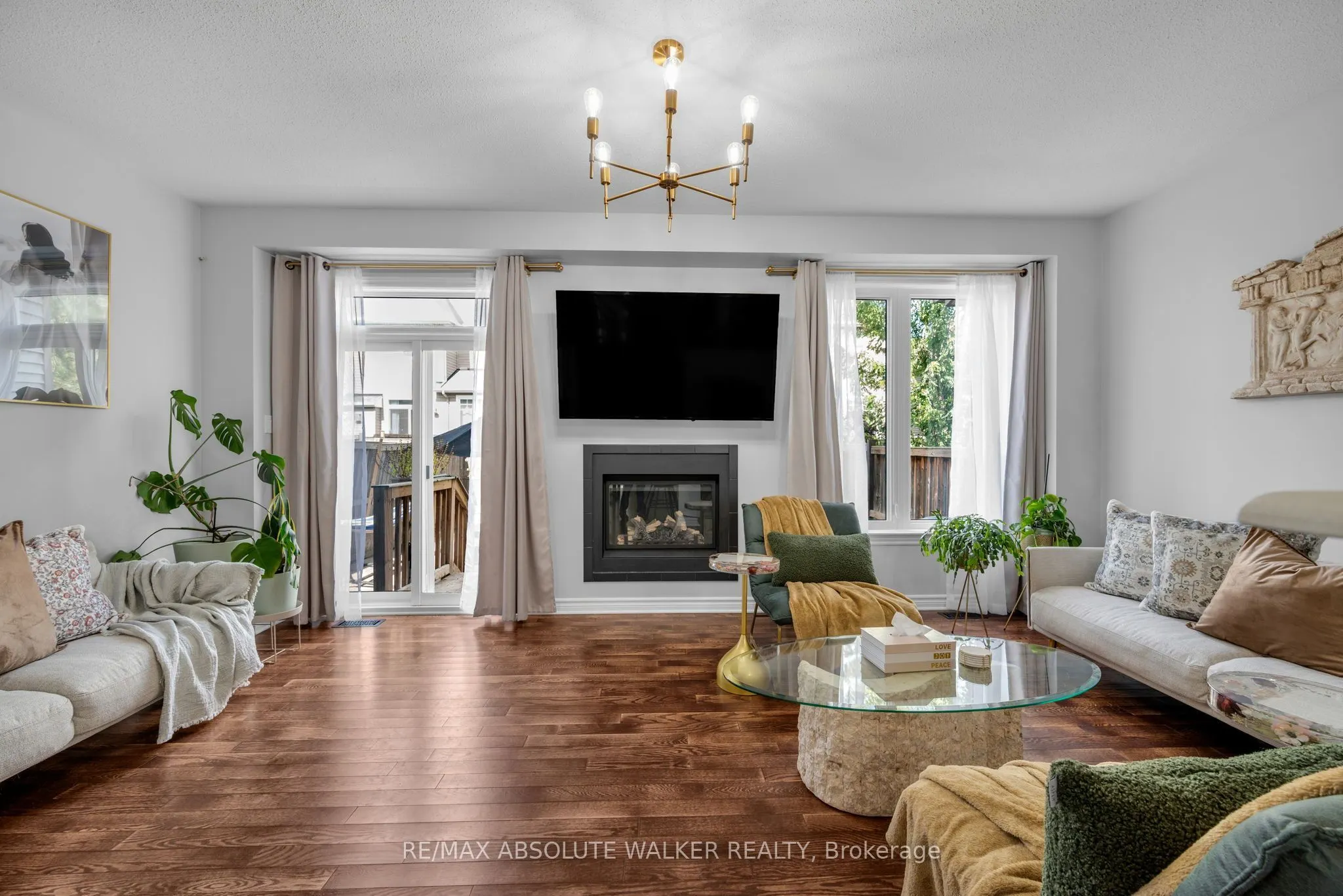 769 Hazelnut Crescent