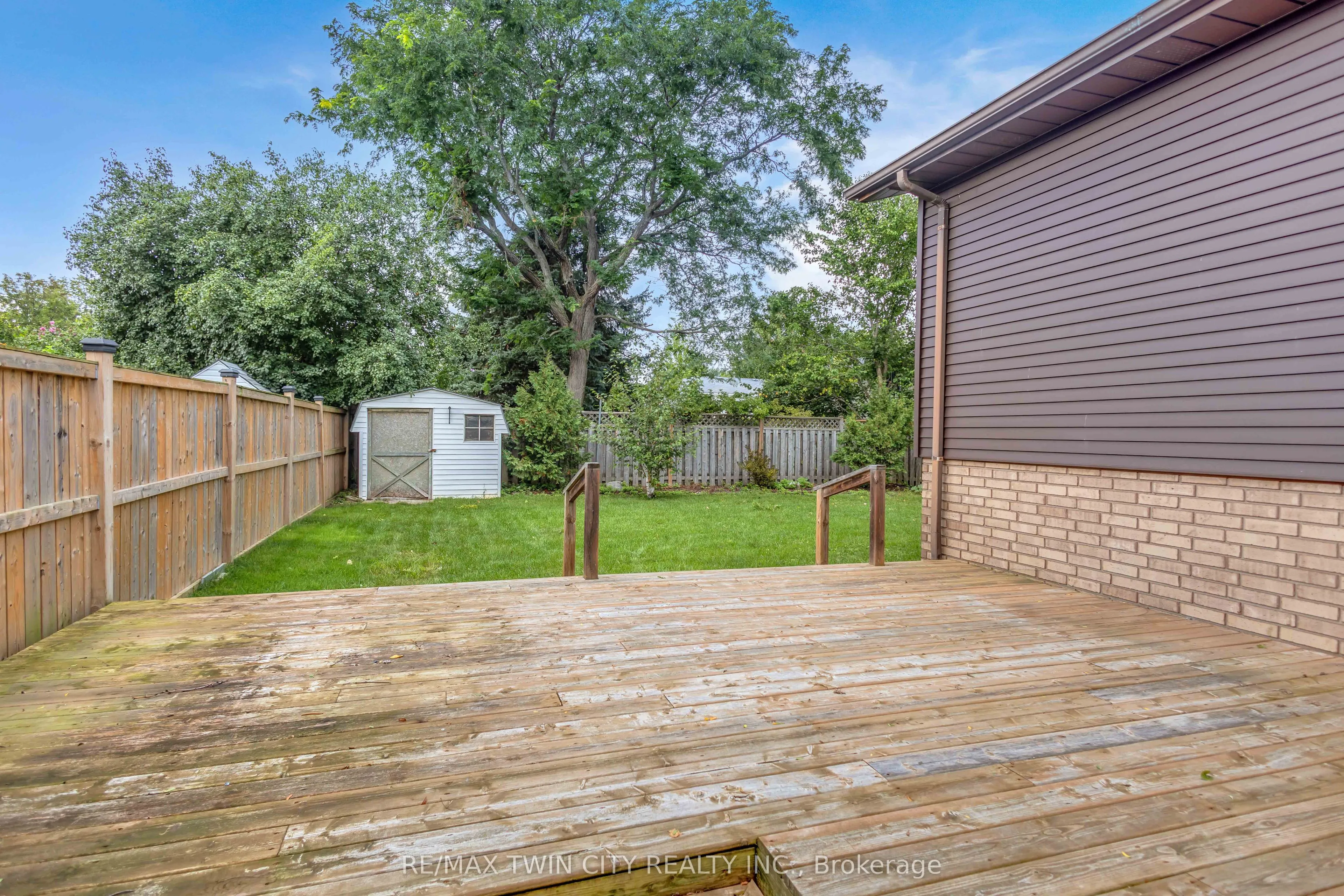 79 Hobart Crescent