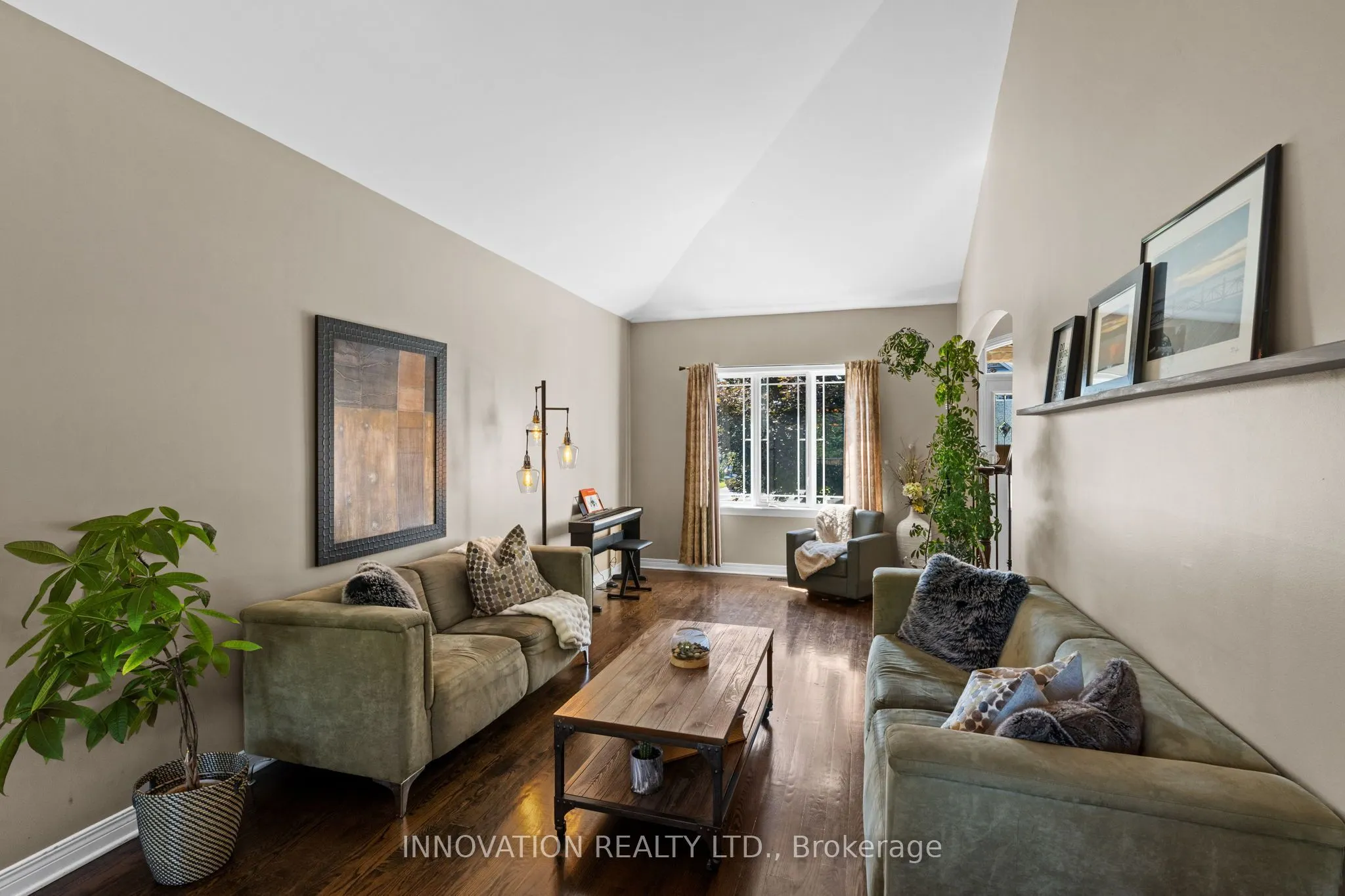 54 Frances Colbert Avenue