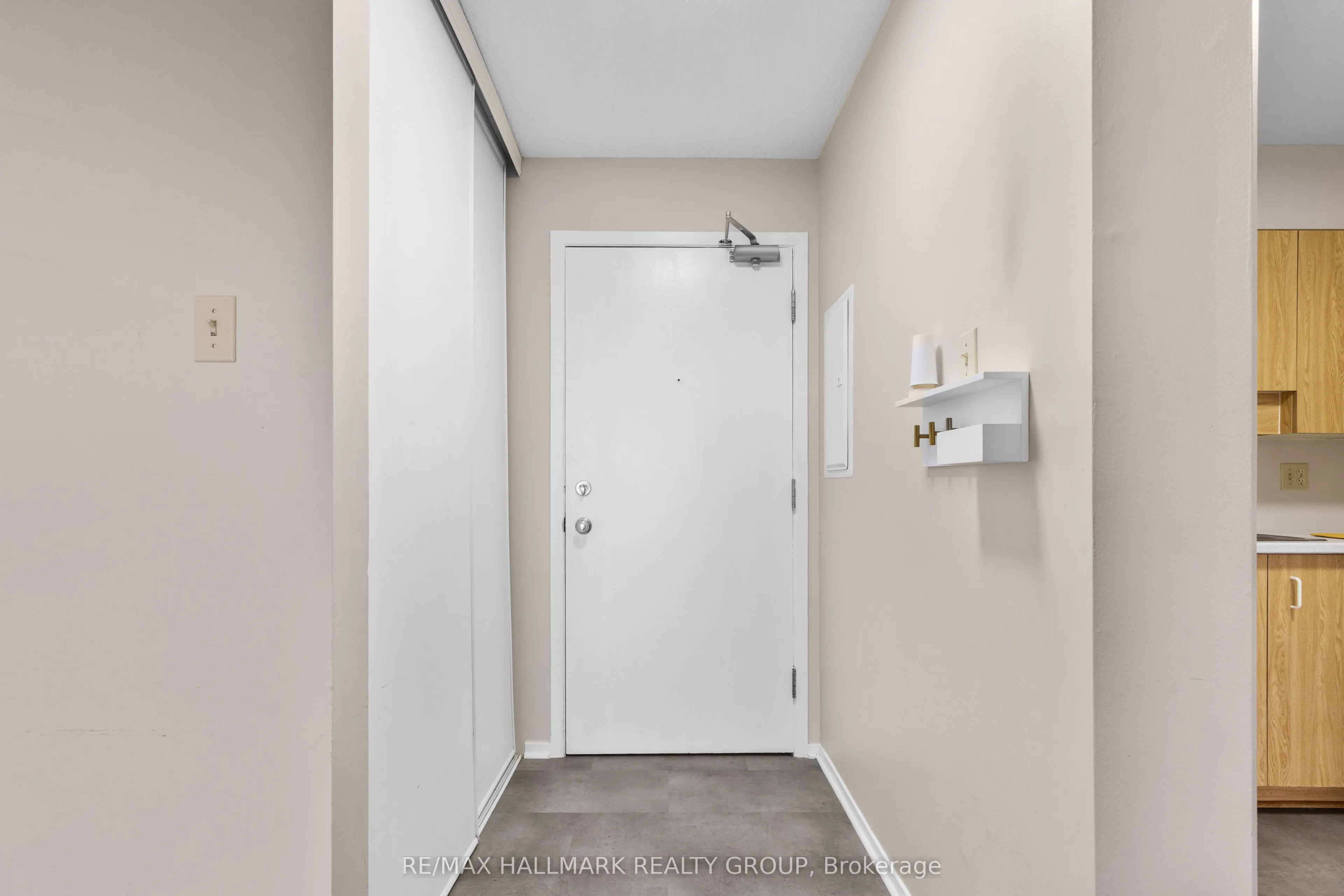345 Centrum Boulevard #306