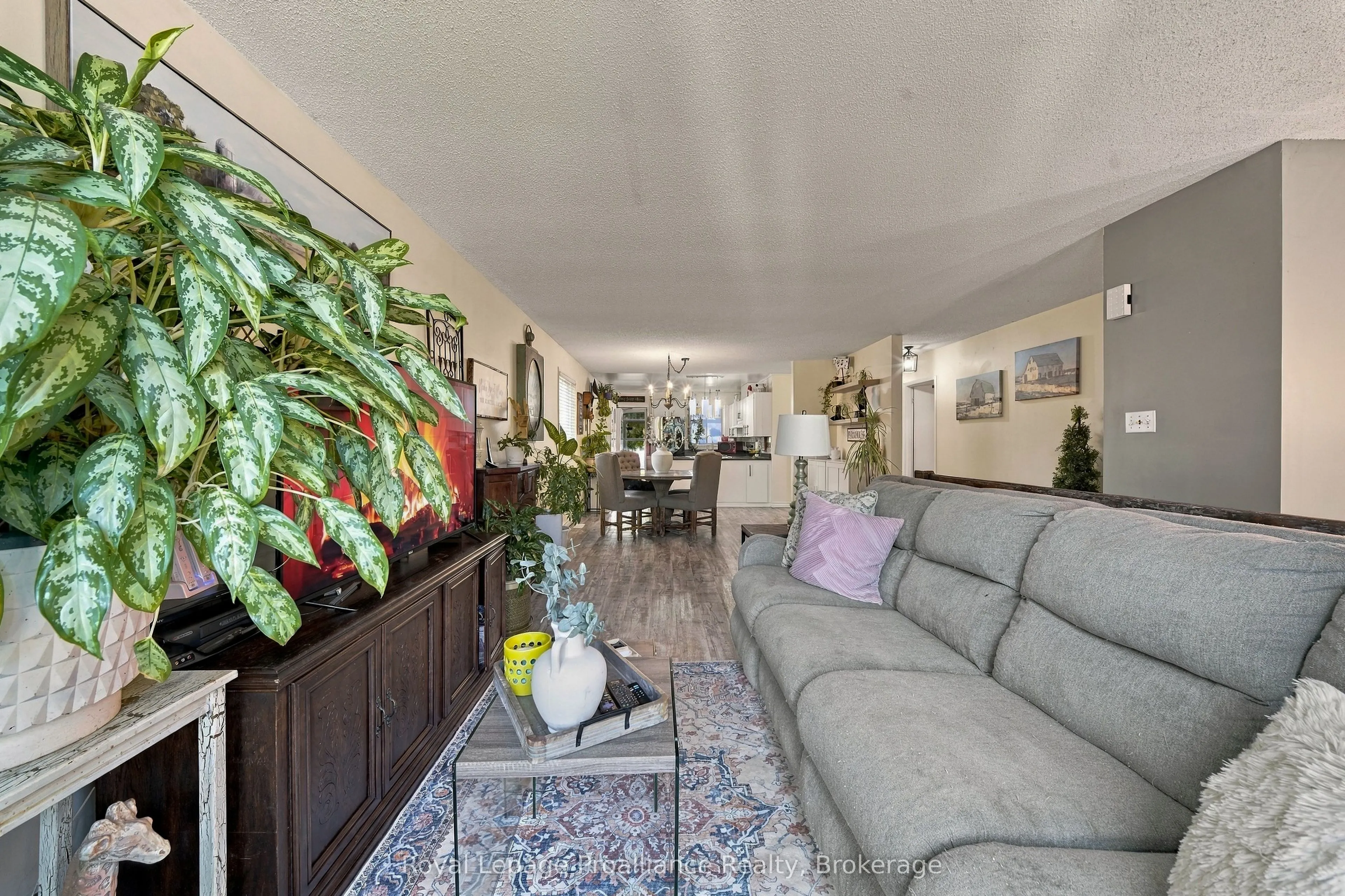 208 Byron Street