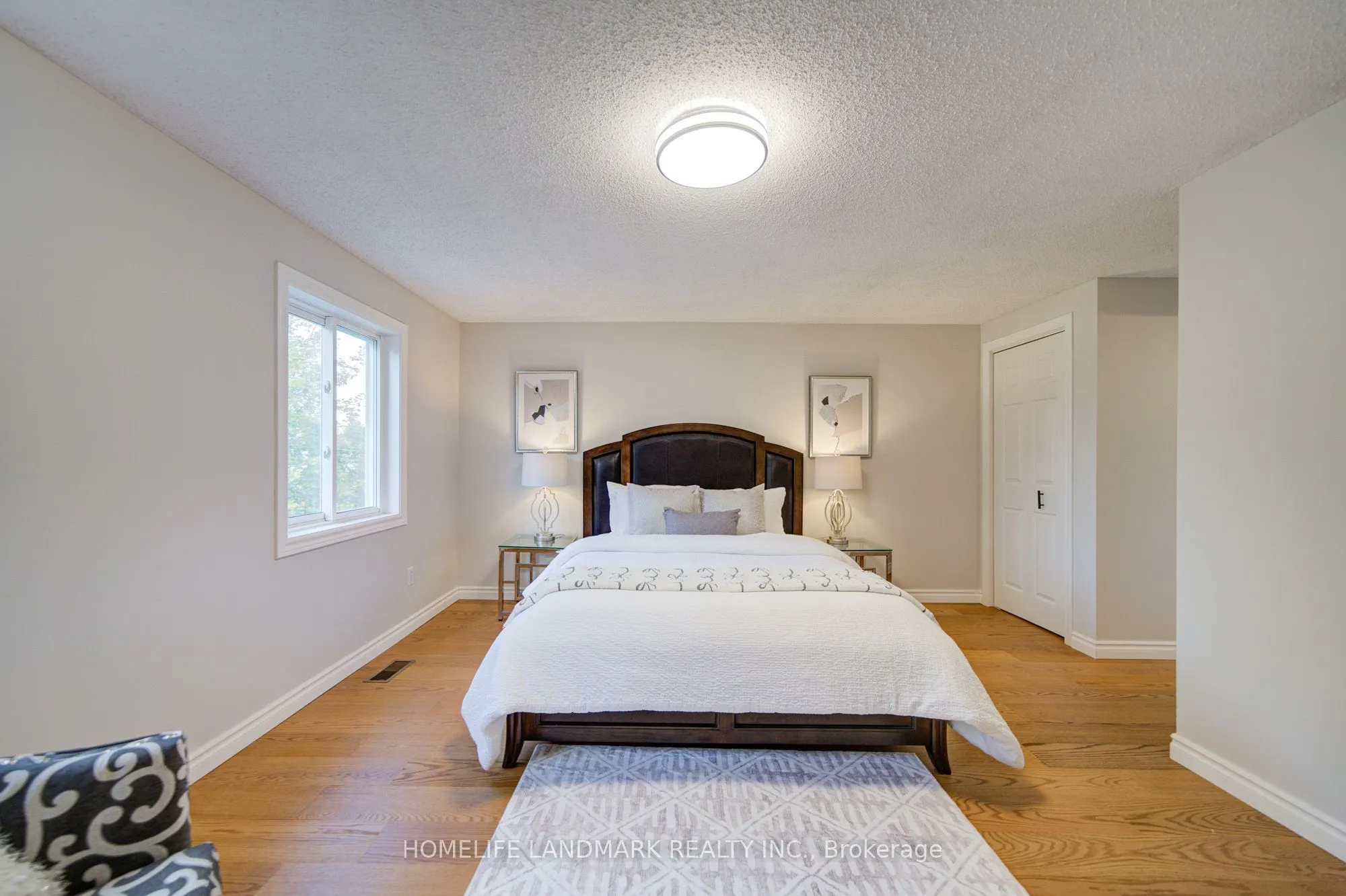 511 Baringham Place