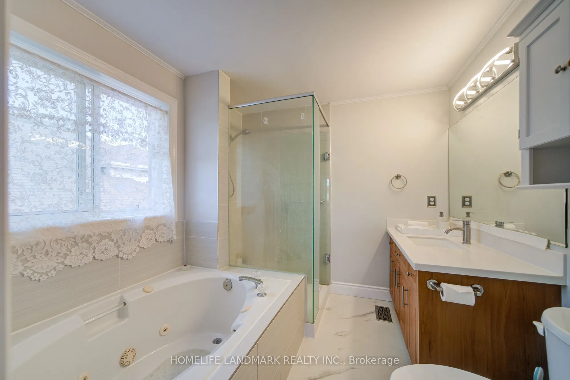 511 Baringham Place