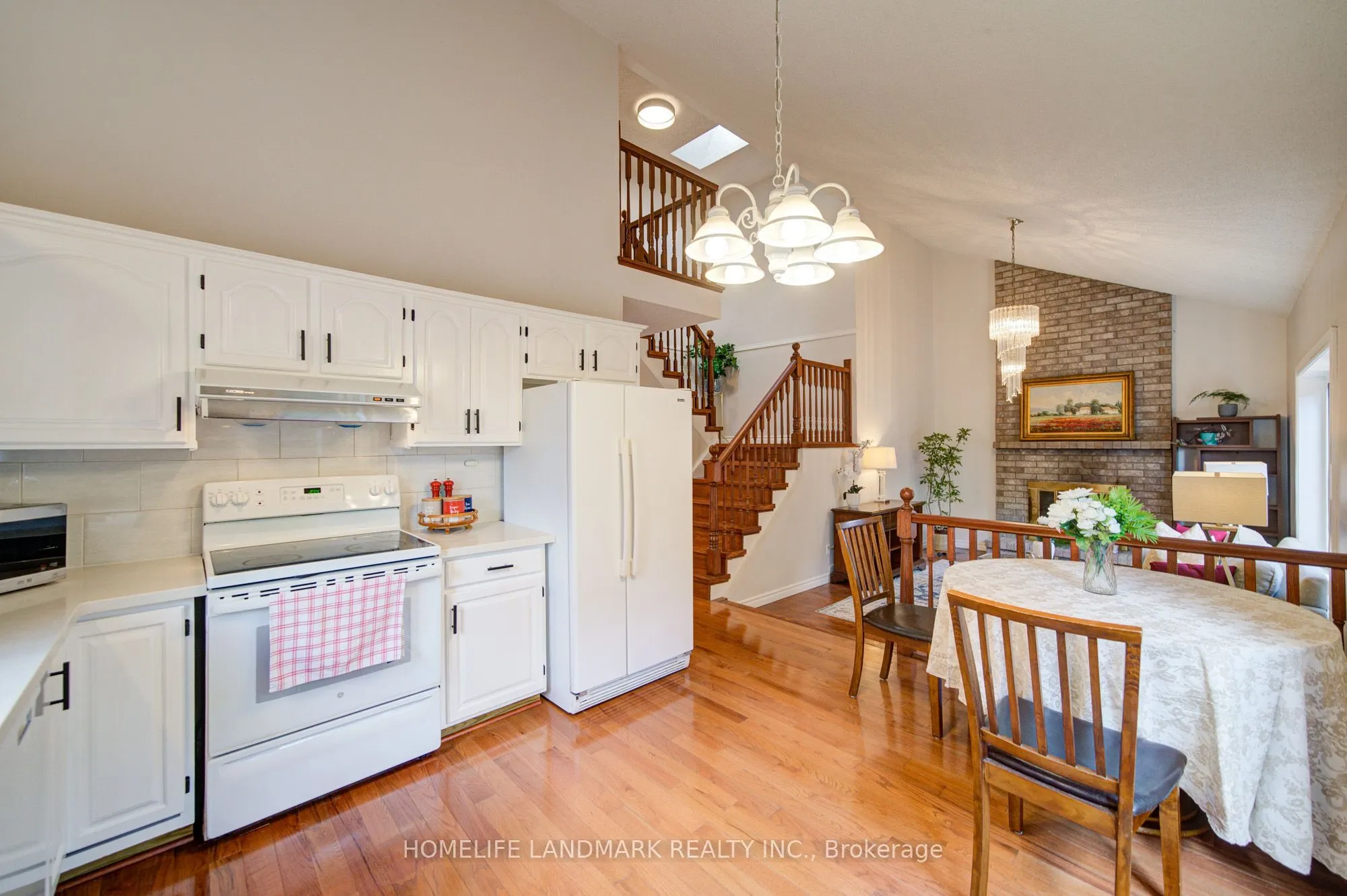 511 Baringham Place
