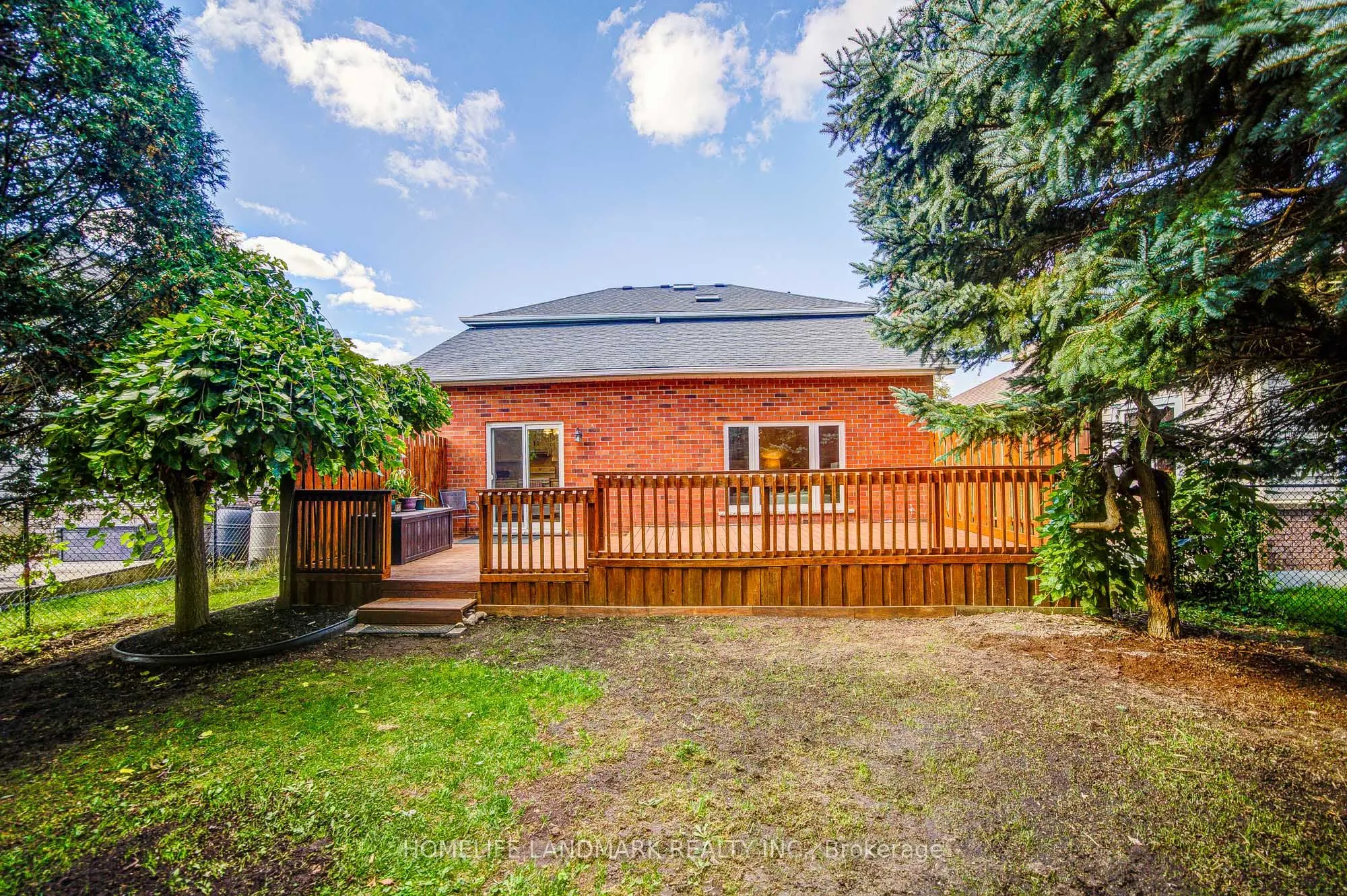 511 Baringham Place