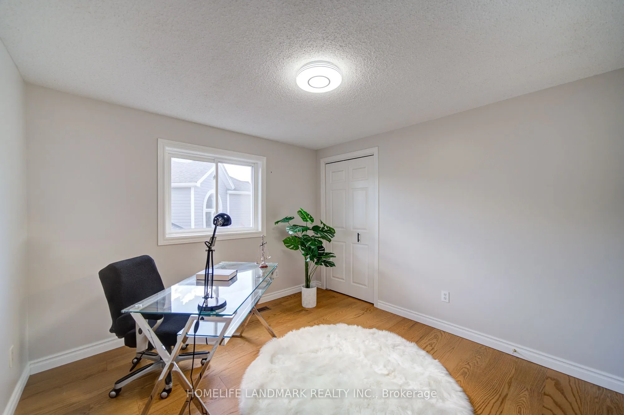 511 Baringham Place
