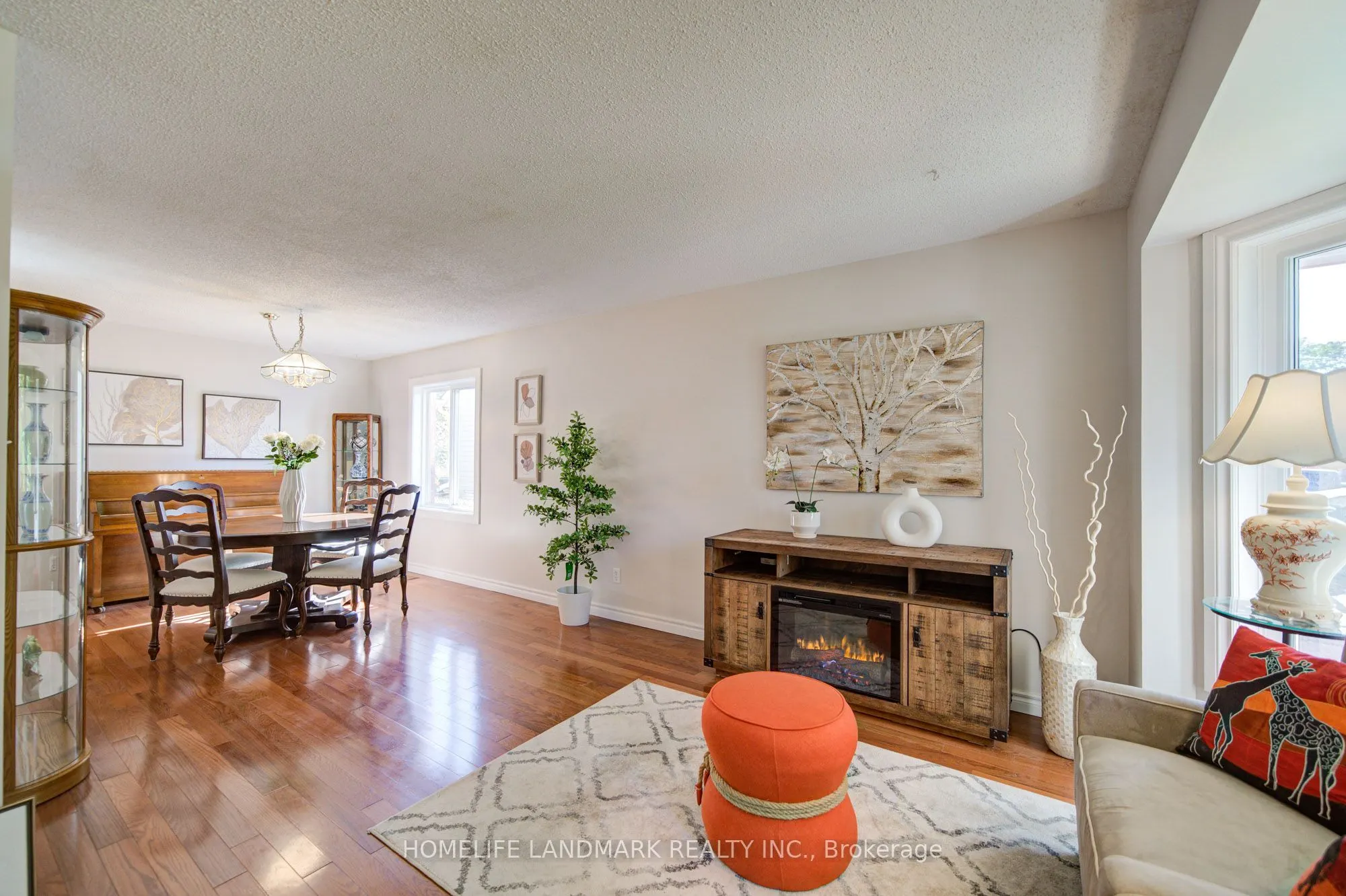 511 Baringham Place