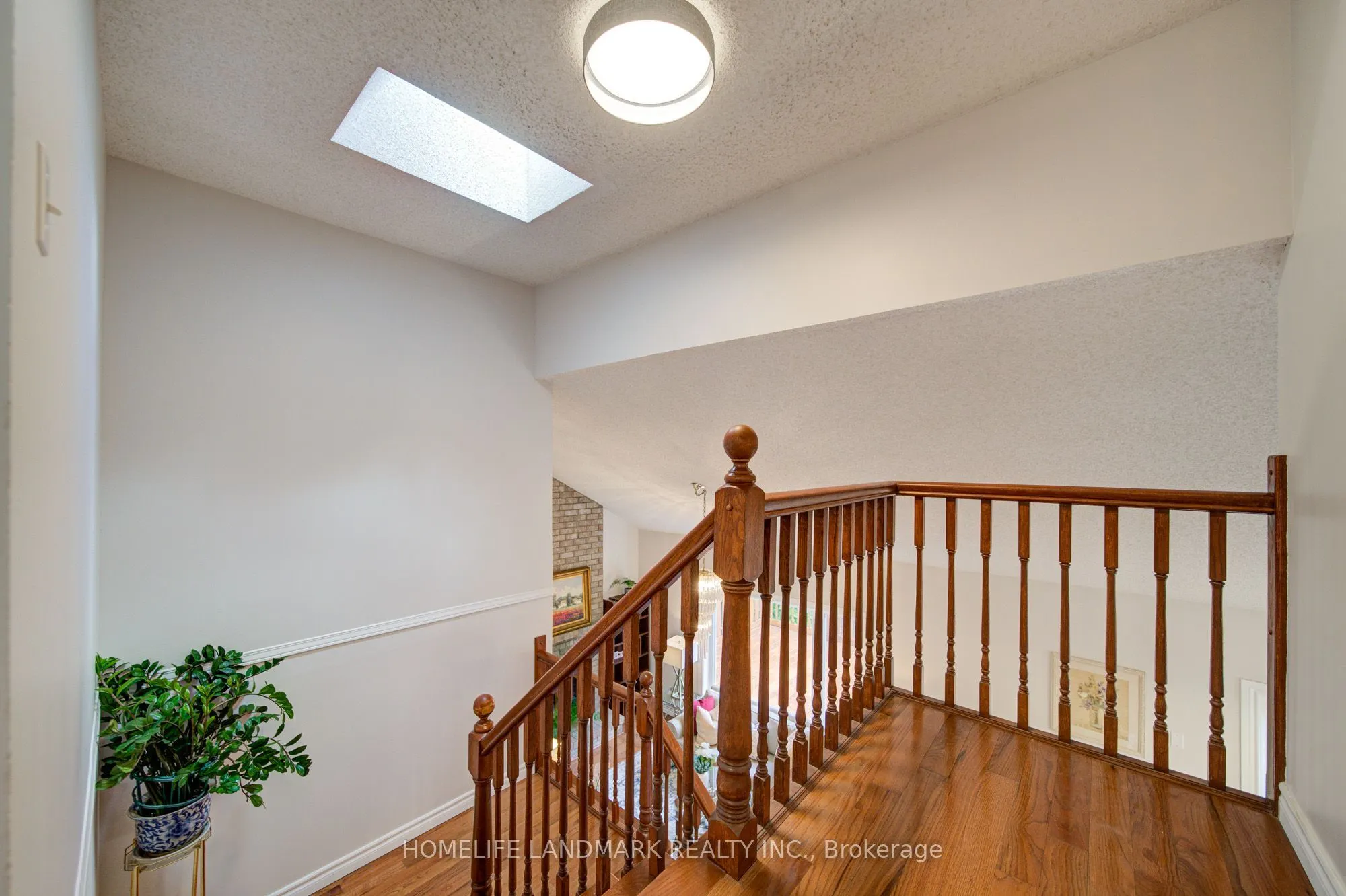 511 Baringham Place