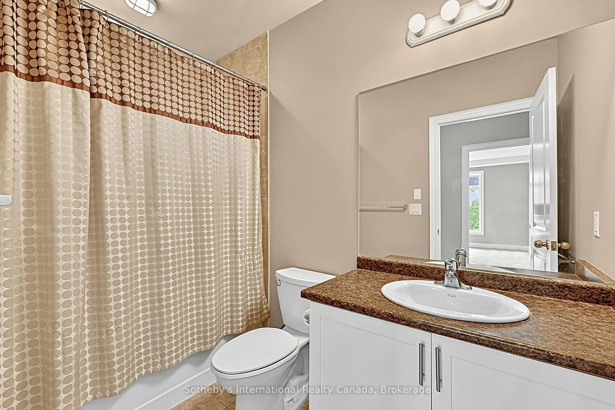 25 Beaver Street S #307