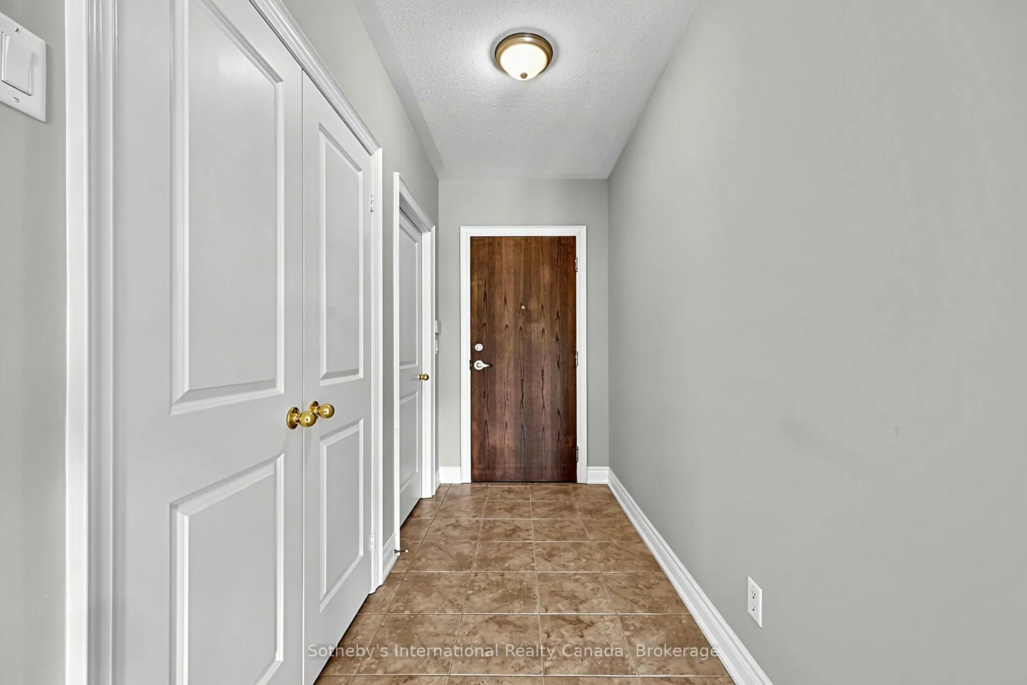 25 Beaver Street S #307