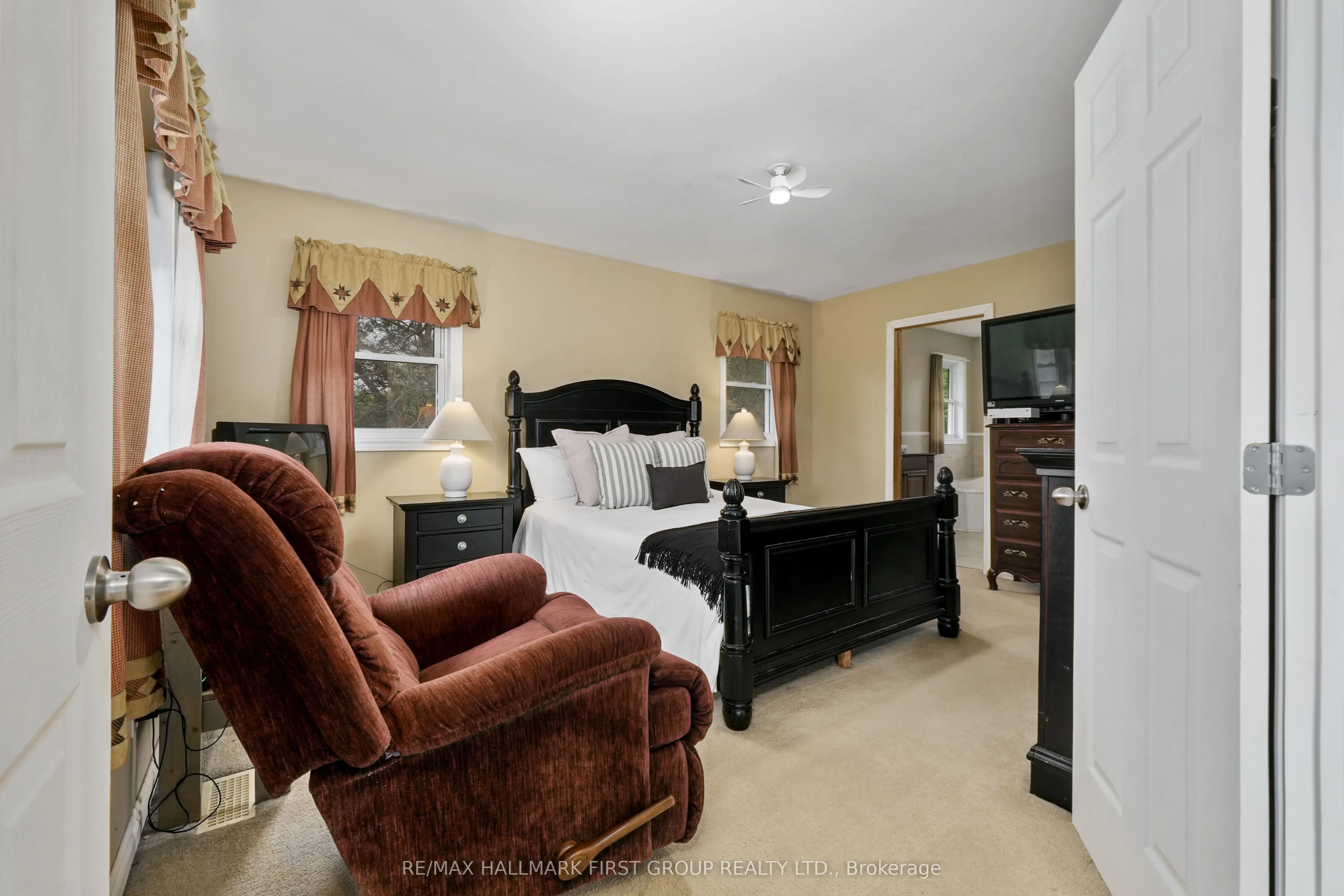 3937 Larose Crescent