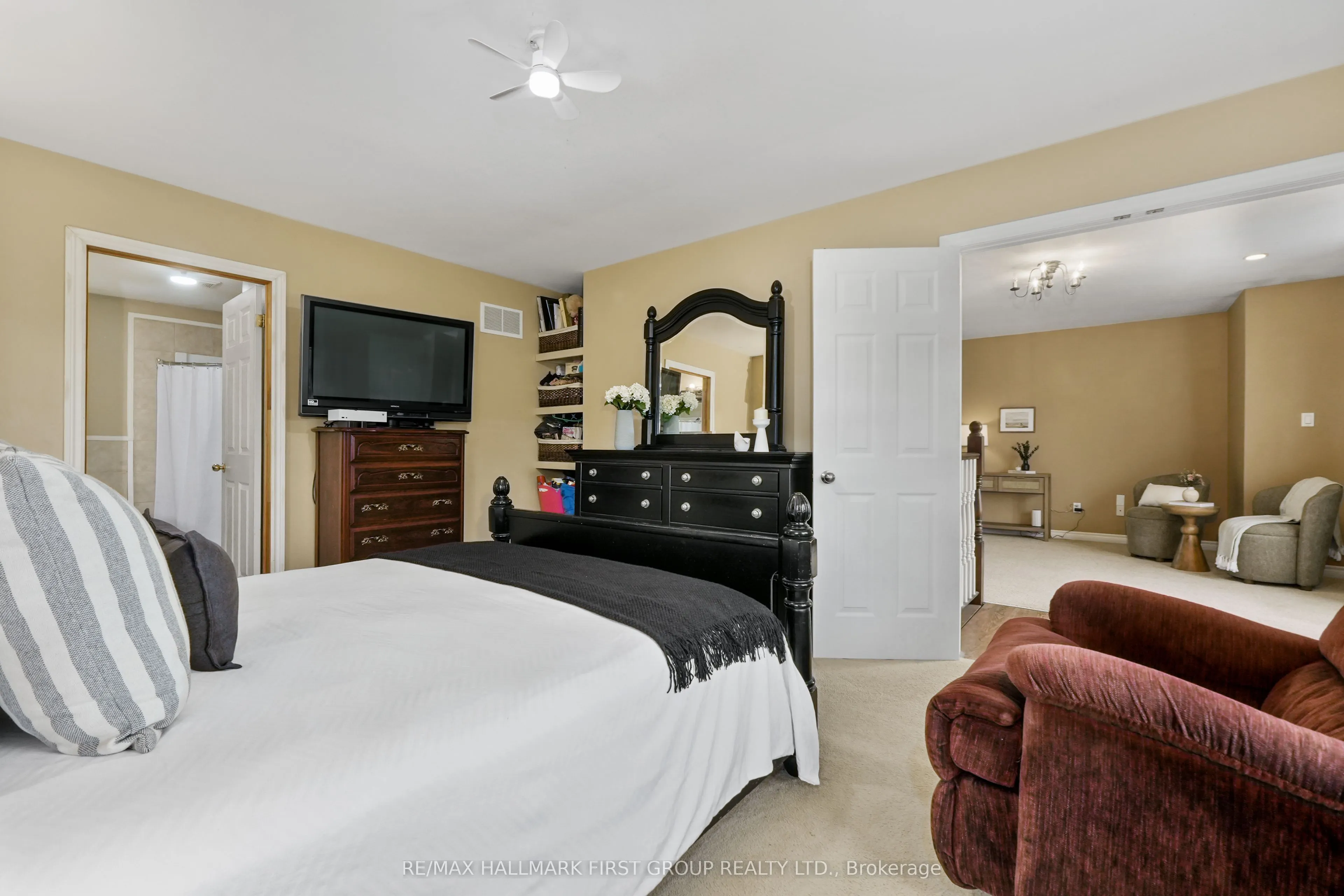 3937 Larose Crescent