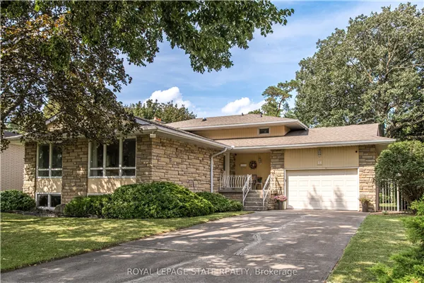 14 Woodside Drive