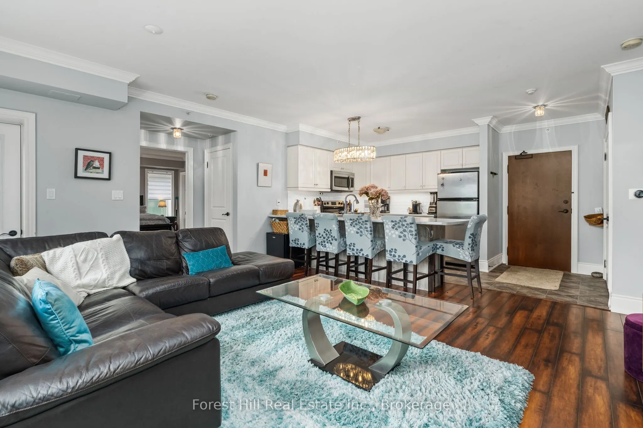 391C Manitoba Street #204