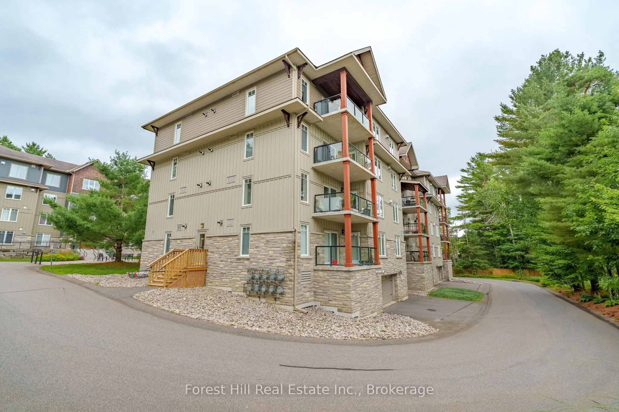 391C Manitoba Street #204
