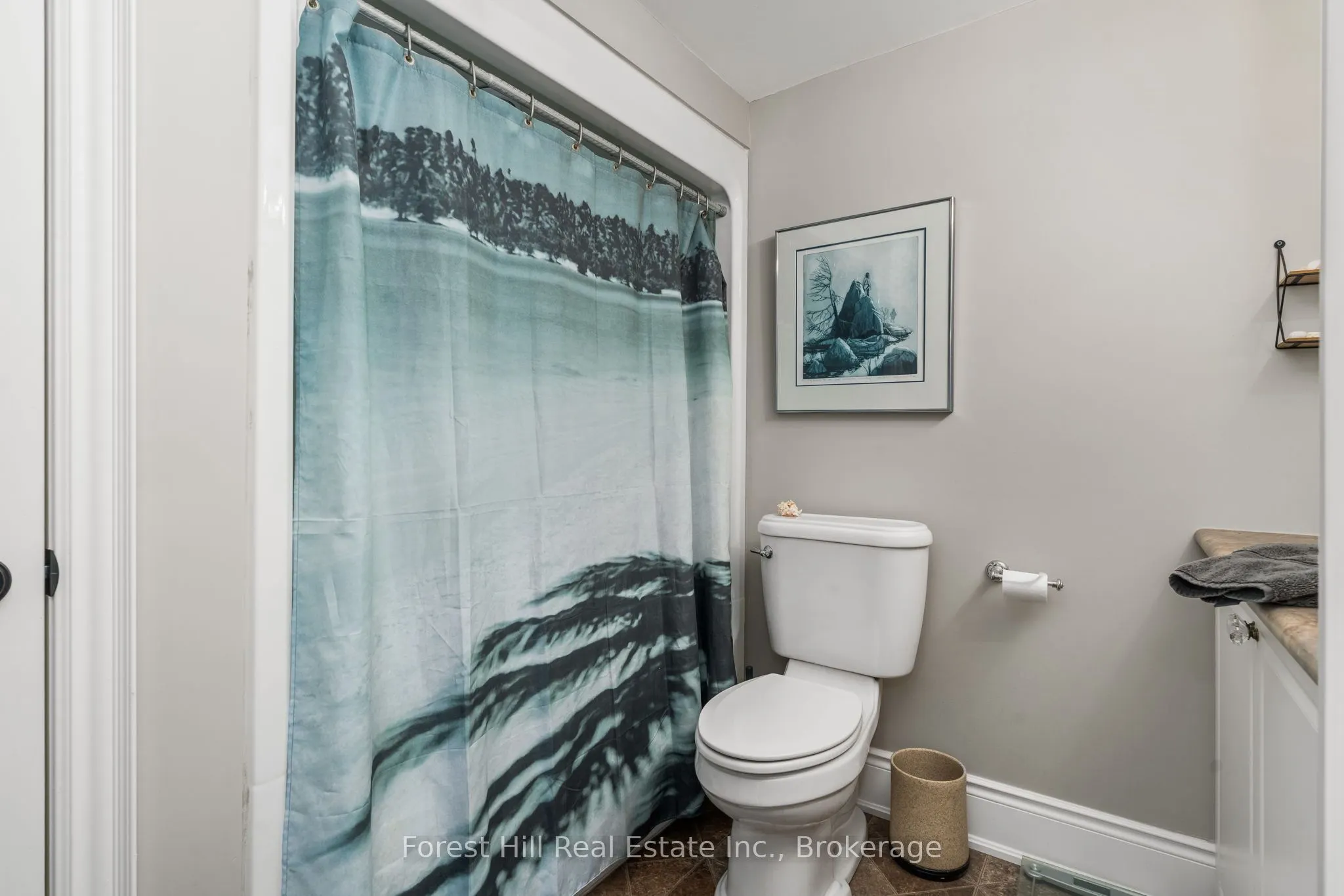 391C Manitoba Street #204