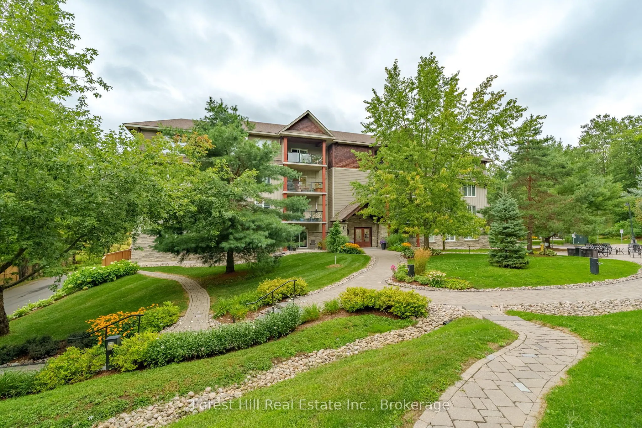 391C Manitoba Street #204