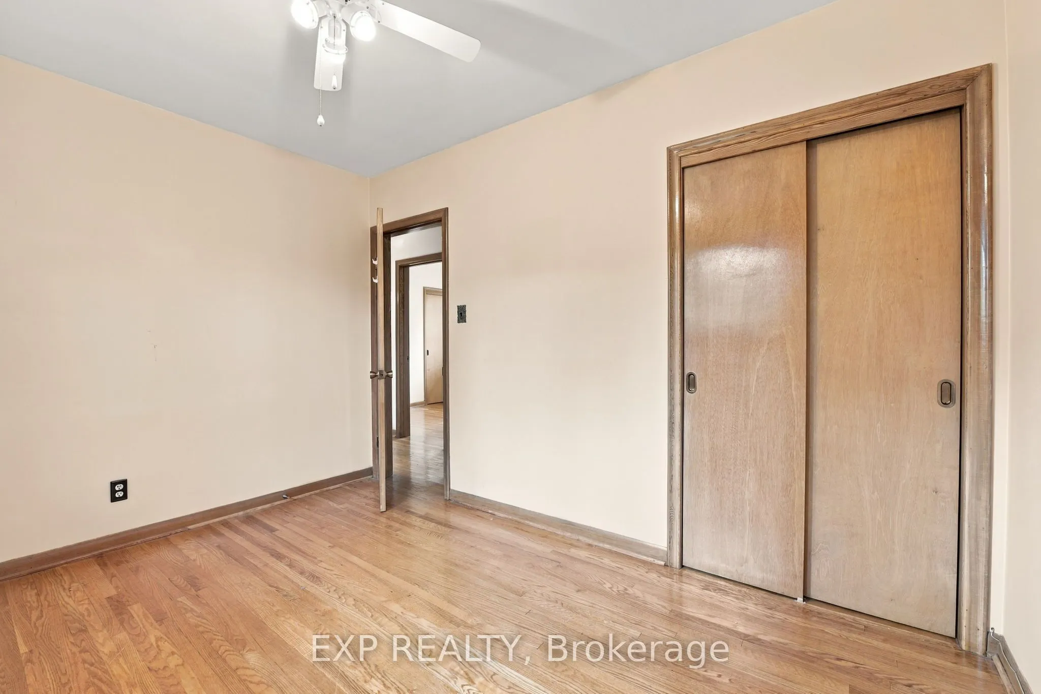2 Glengrove Circle