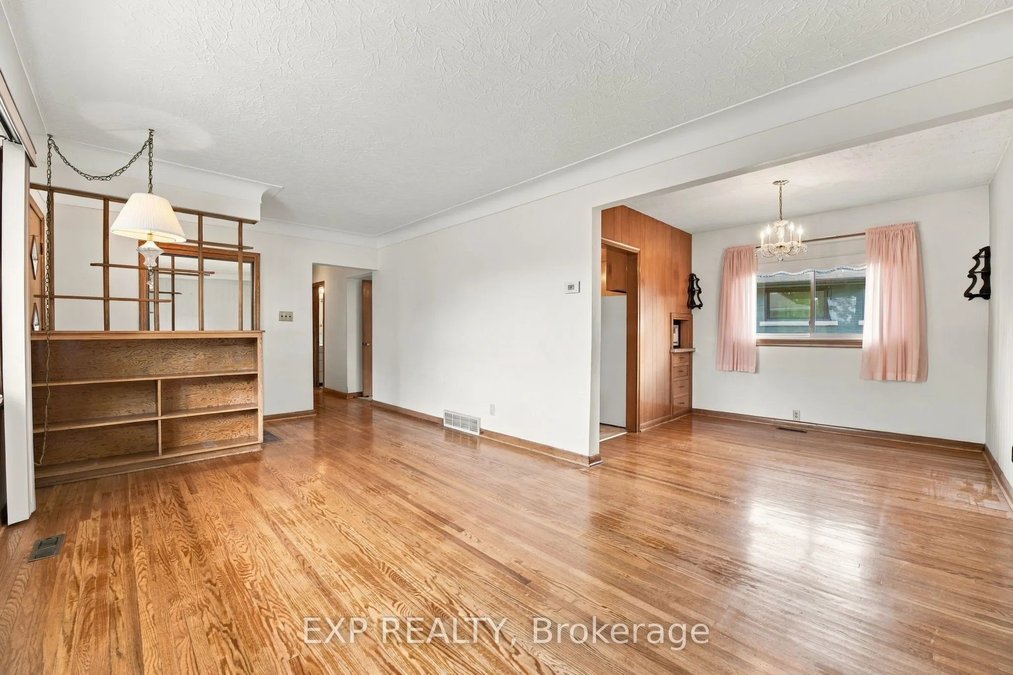 2 Glengrove Circle