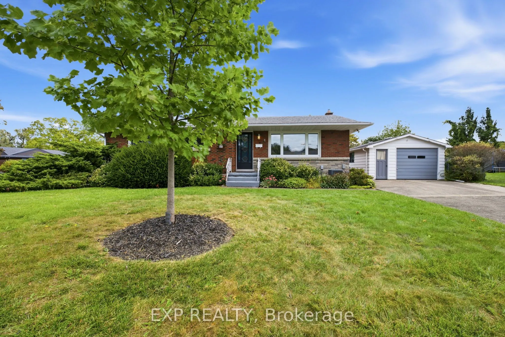 2 Glengrove Circle