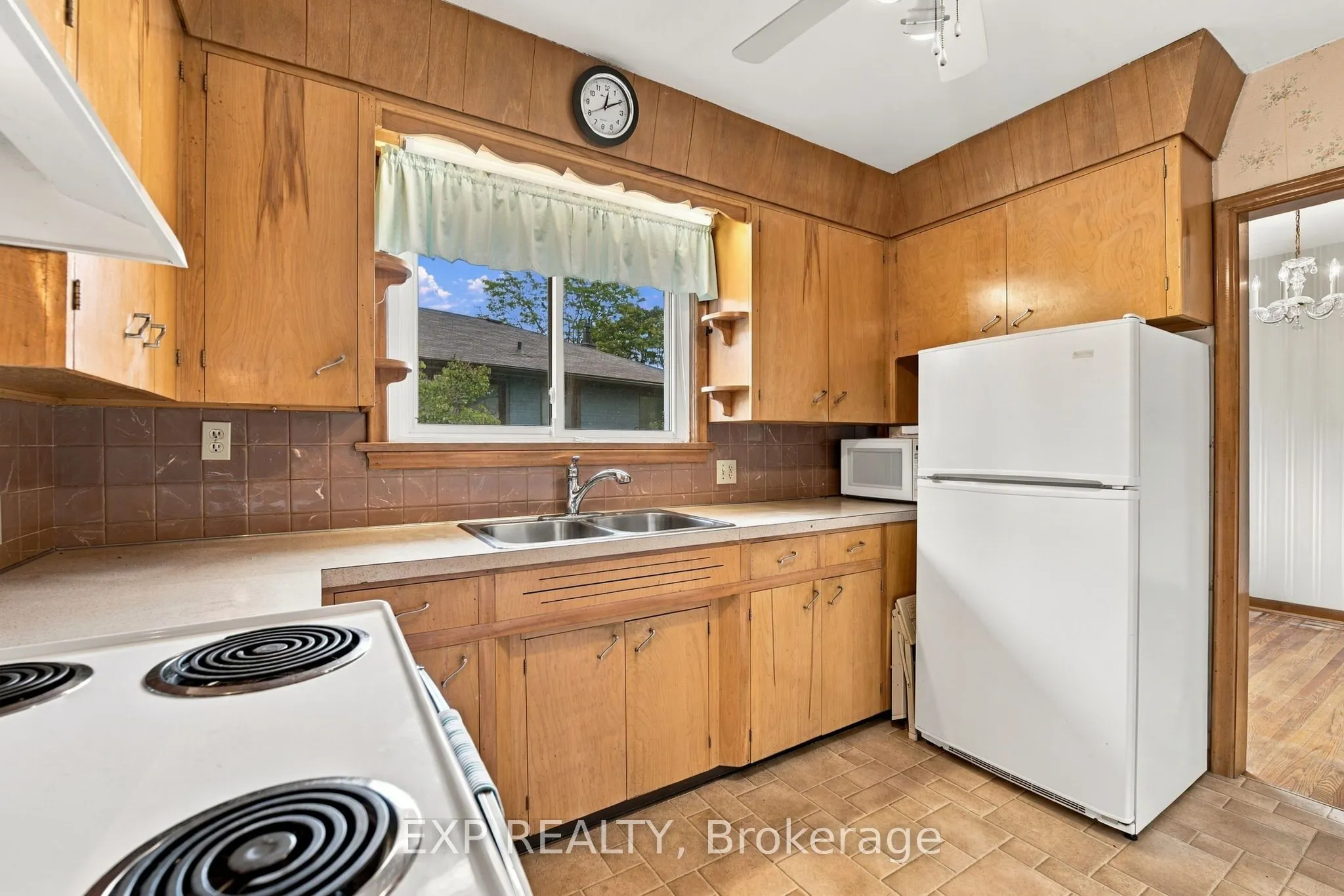 2 Glengrove Circle
