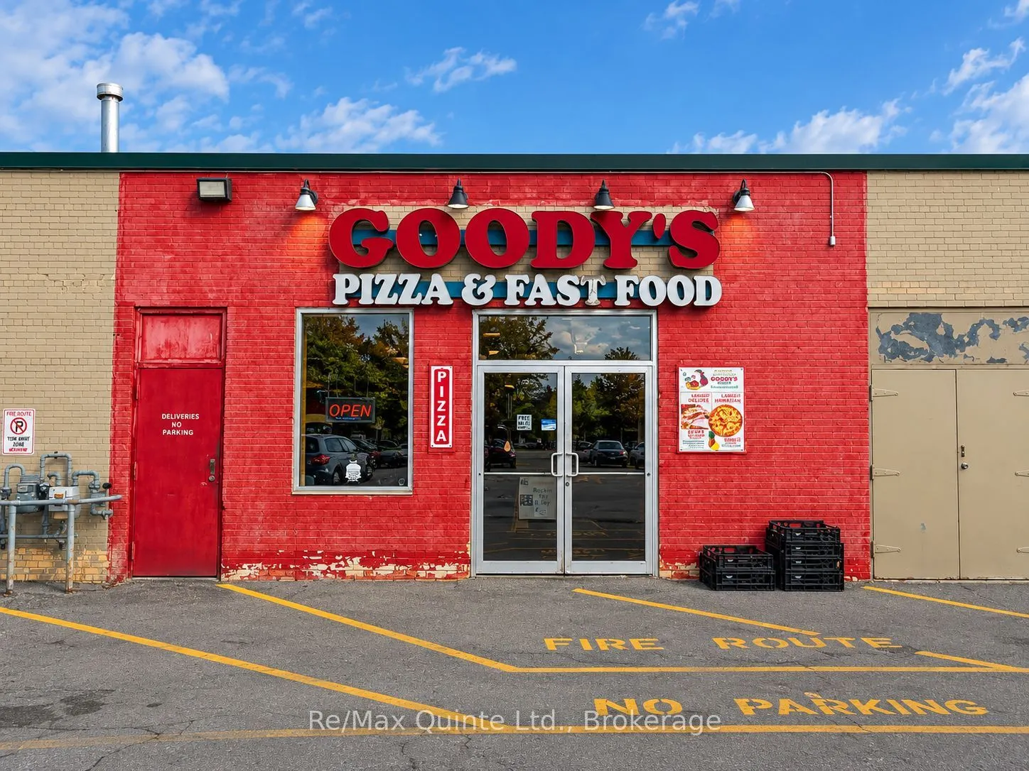 470 Dundas Street E