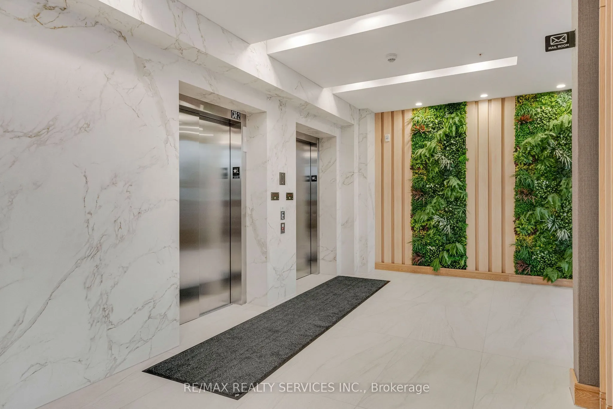 34 Norman Street #213