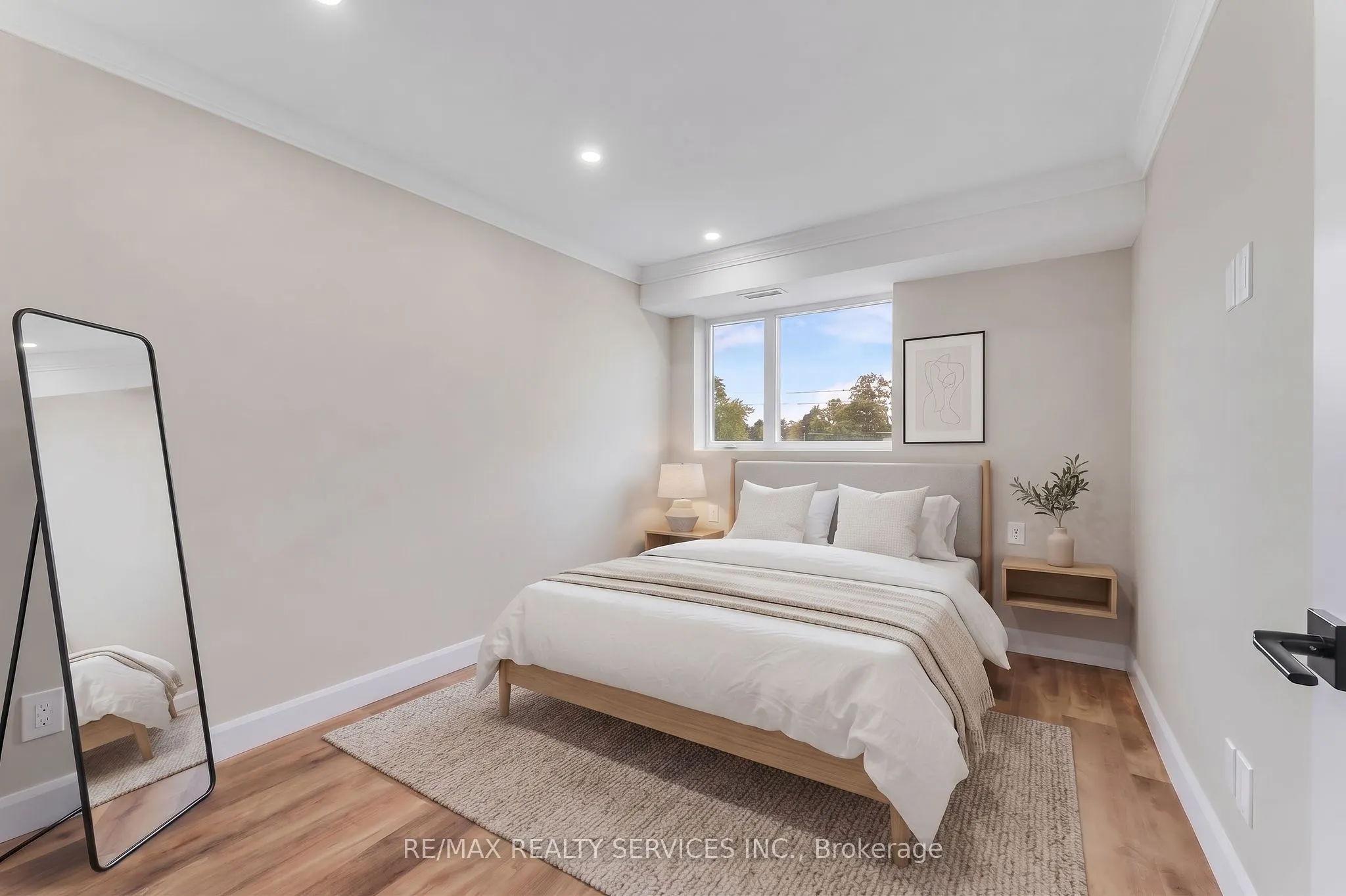 34 Norman Street #213