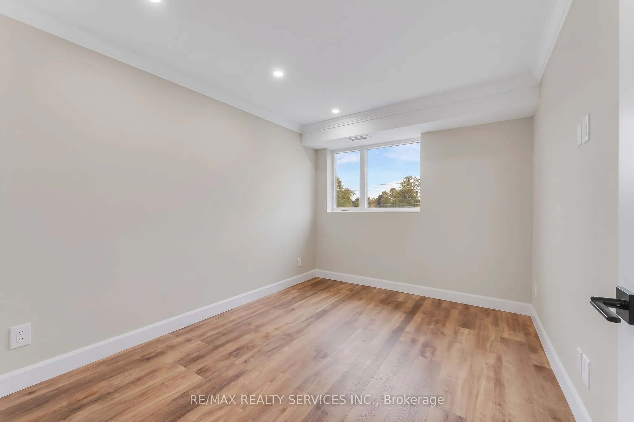 34 Norman Street #213